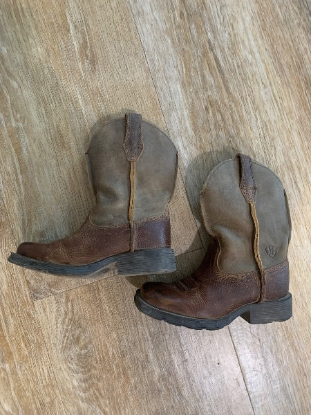 Ariat Cowboy boots- size 8, Shoes 8 (Toddler:2-4yr)