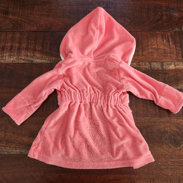 Girl 0-9 month hooded bath robe