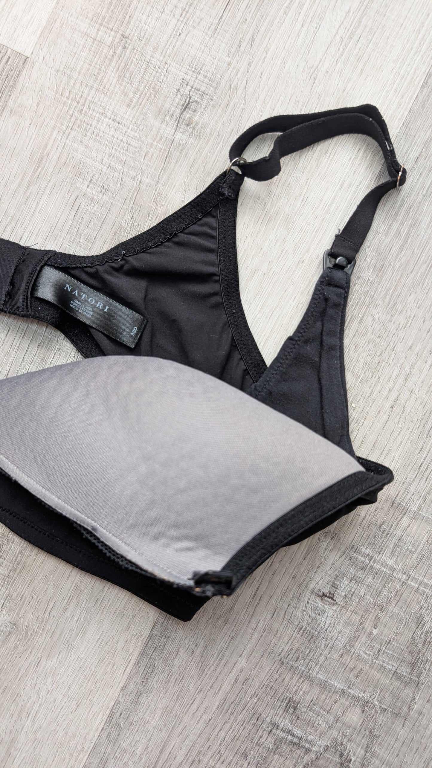 Natori Wireless Nursing Bra 38D MSRP $115, Maternity L (12-14)