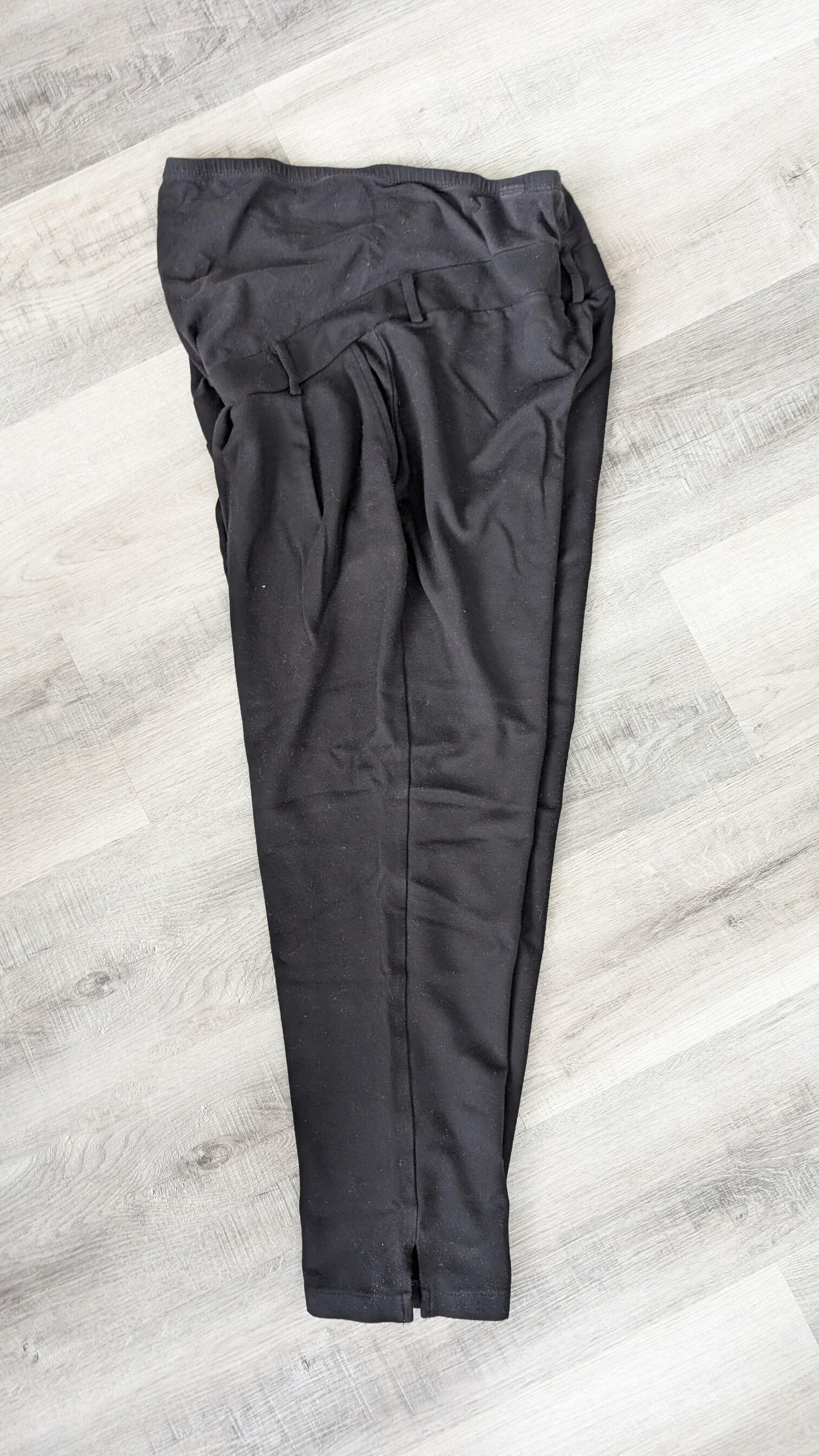 H&M Maternity Dress Pants Size M, Maternity M (8-10)