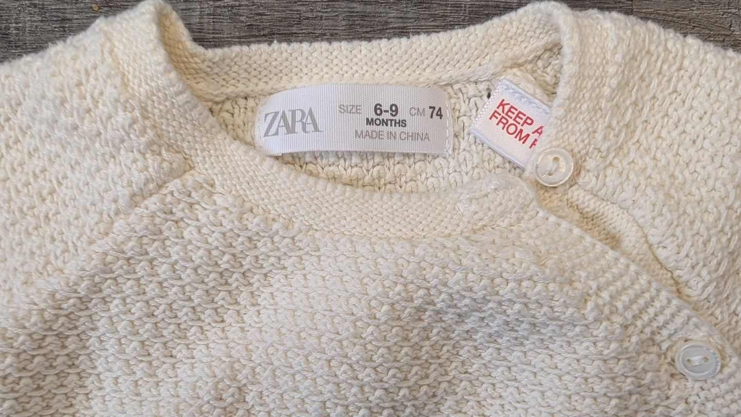 EUC Zara knit sweater cream 6-9m, Kids 9 Month (6-9M)