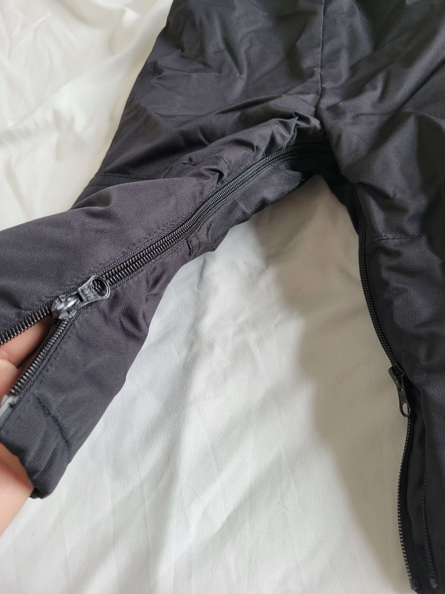 12-18 Month Snow Pants black with zipper legs, Kids 18 Month (12-18M)