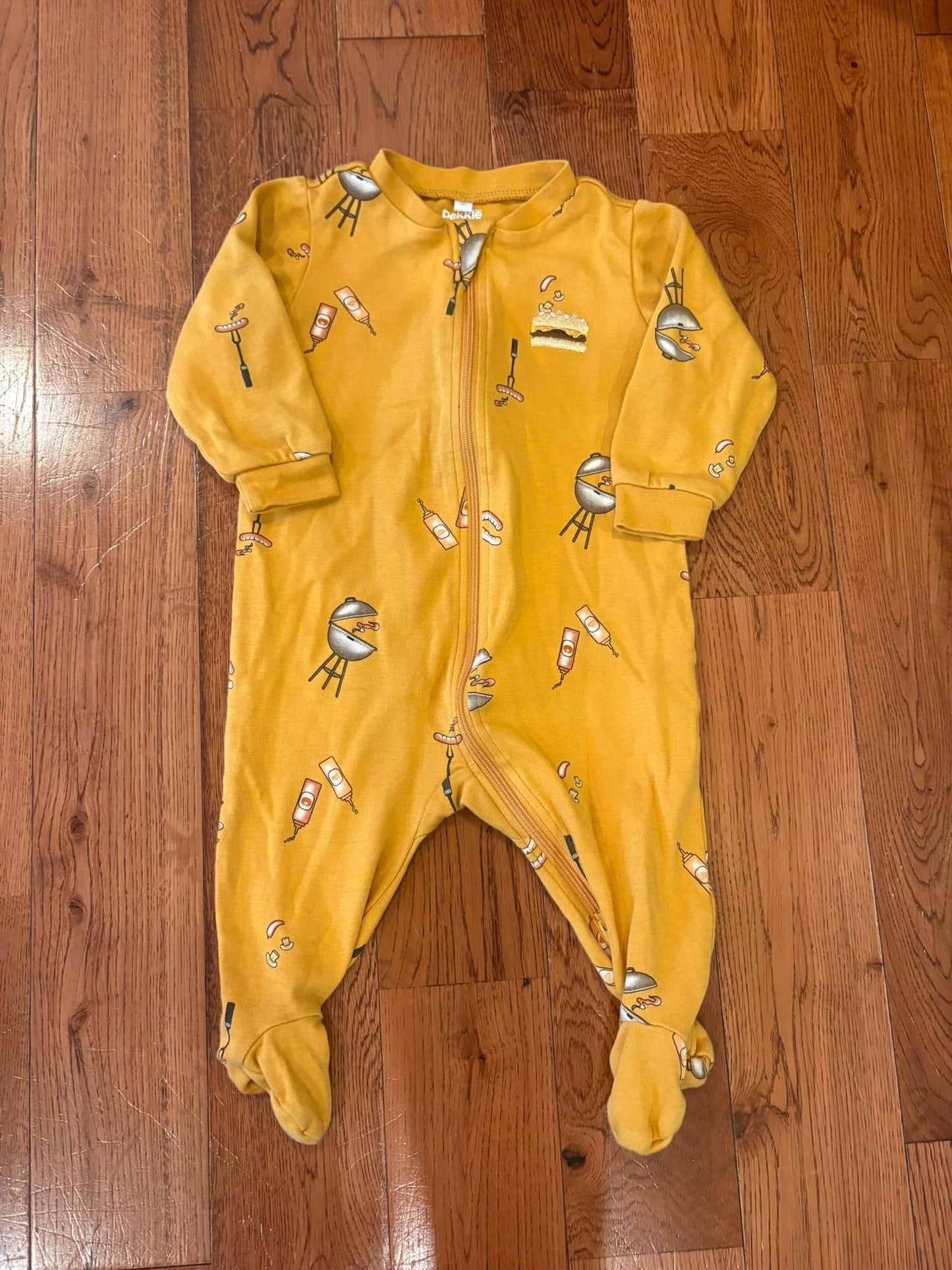 6mth BBQ Sleeper, Kids 6 Month (3-6M)