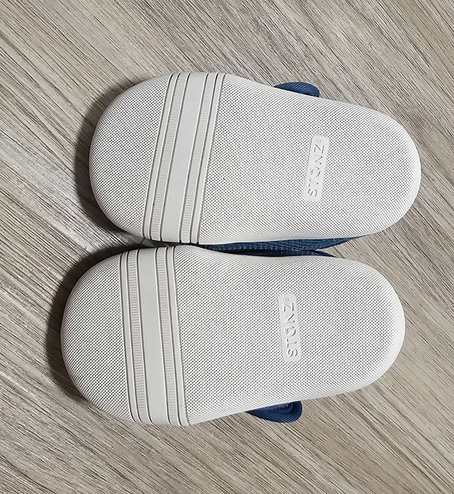 Stonz Cruiser Original Baby Shoes Size 5, Shoes 5 (Walkers:12-24 mth)