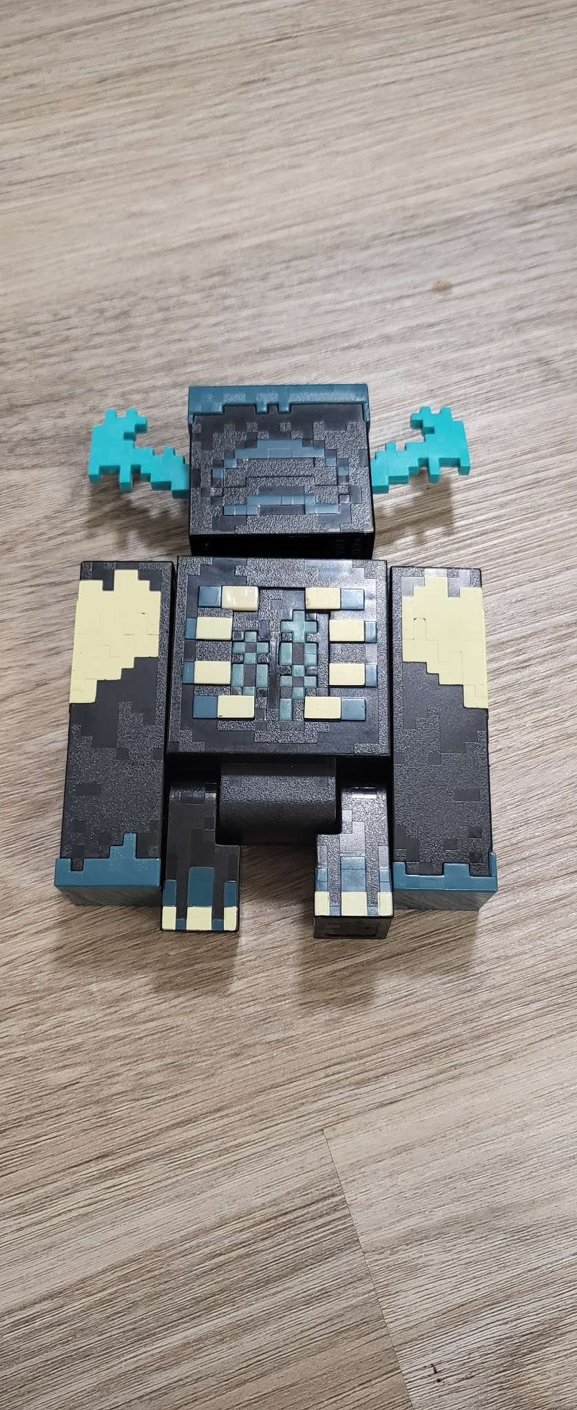Melissa & Doug Wooden Puzzles and Minecraft Warden Figure Bundle