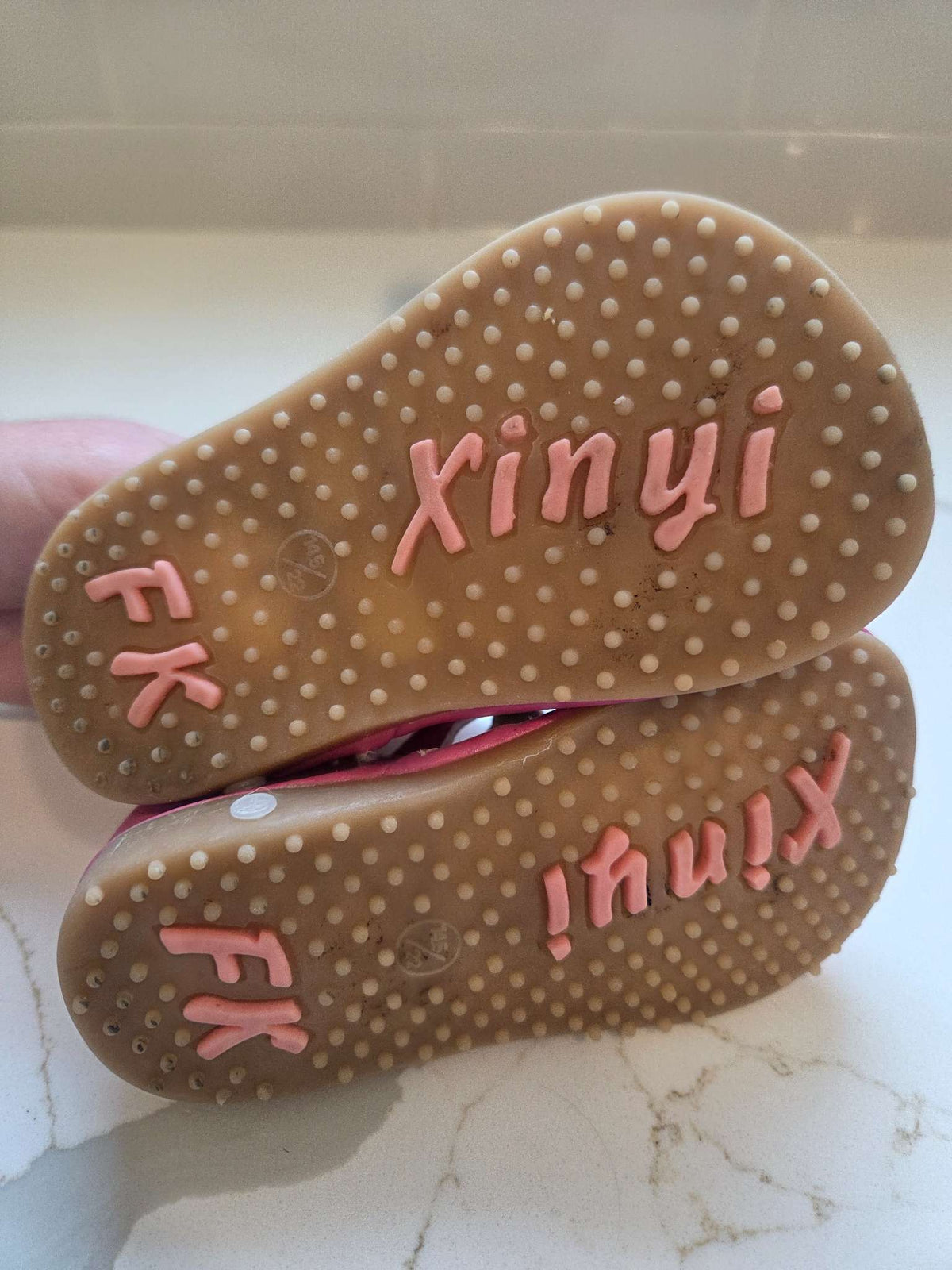 Little Soles Squeaker Shoes Size 6, Shoes 6 (Walkers:12-24 mth)