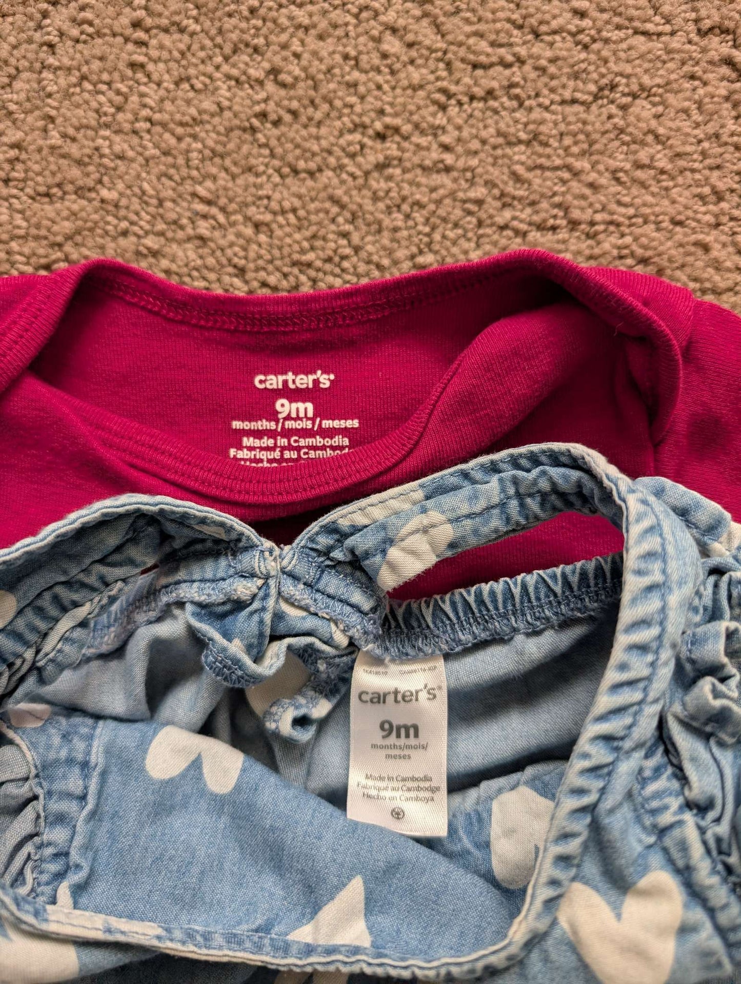 9 month Carters Girls onesie and romper, Kids 9 Month (6-9M)