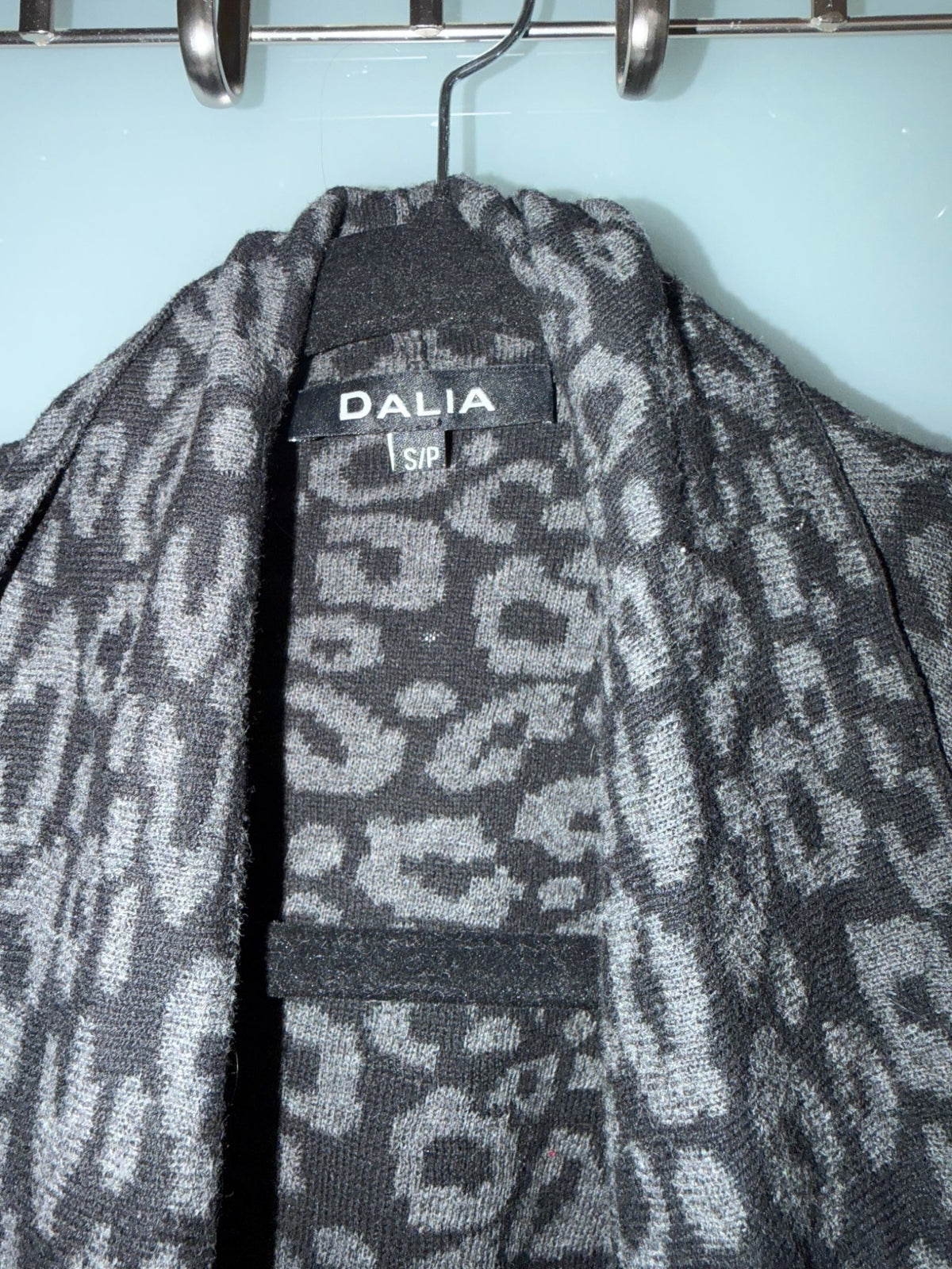 Cheetah sweater , Maternity S (4-6)