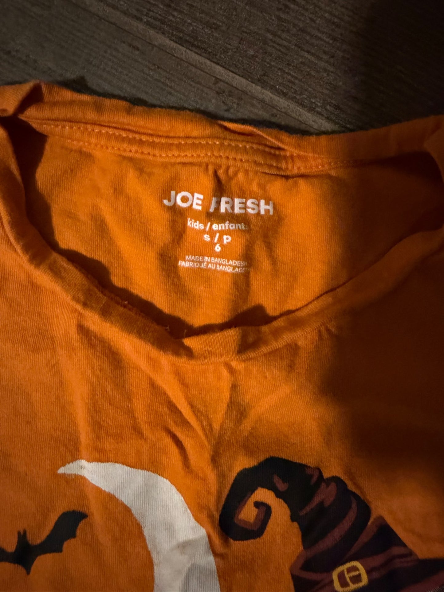 Halloween shirt size 6 , Kids 6/6X