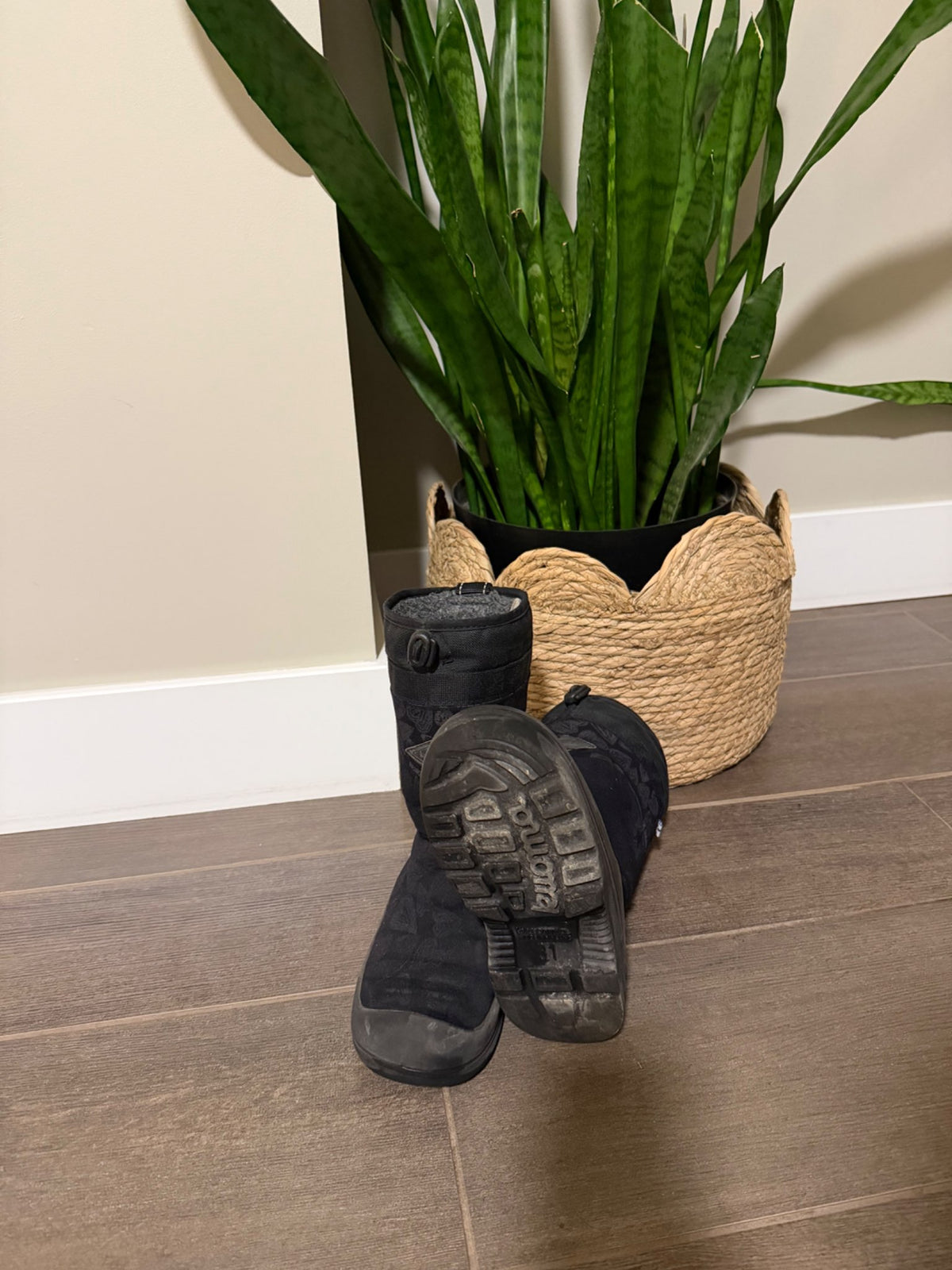 Kuoma winter boots size 1 , Shoes 1 (Kids:4-8yr)