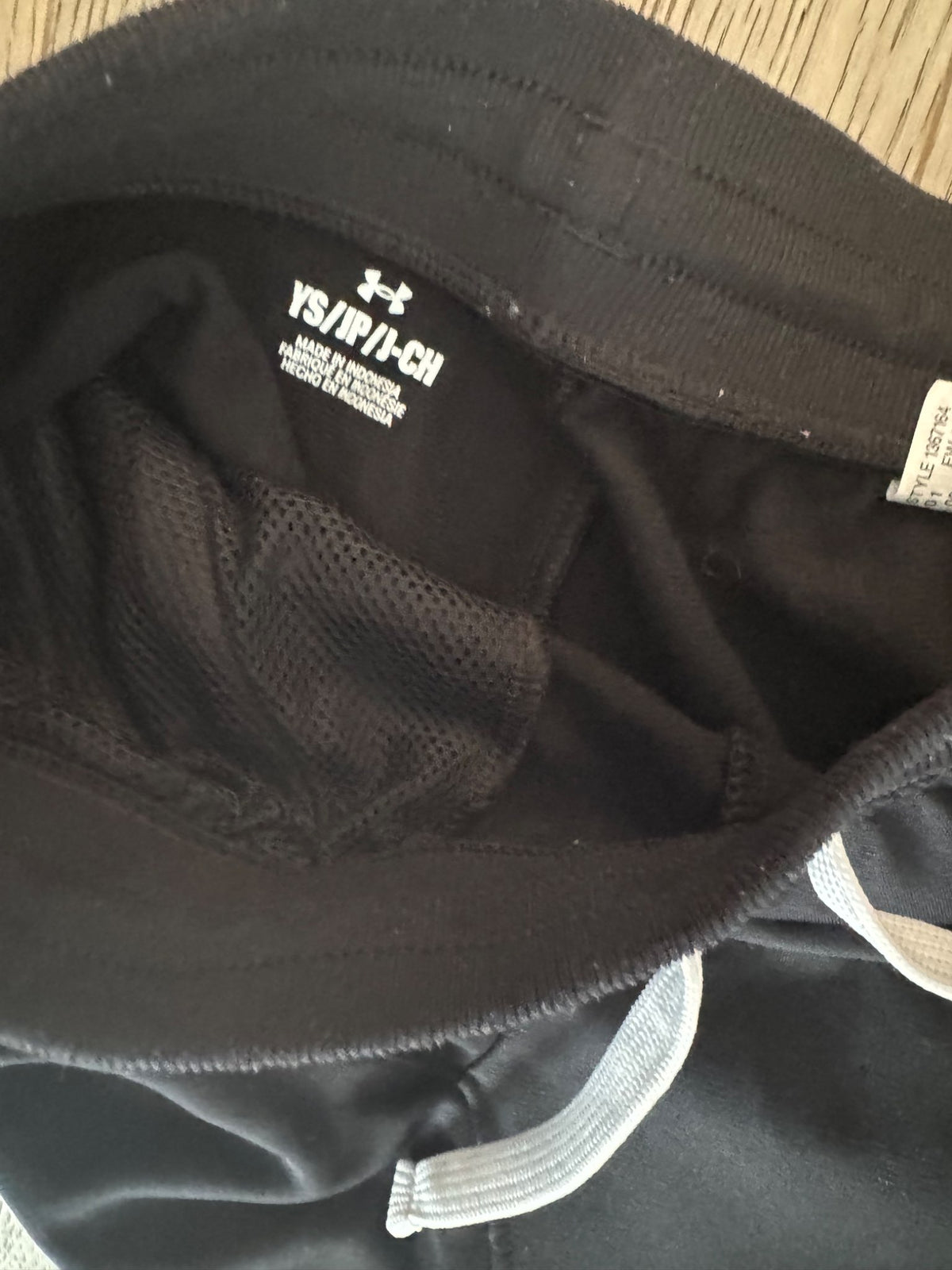 Under Armour Pants , Kids 7
