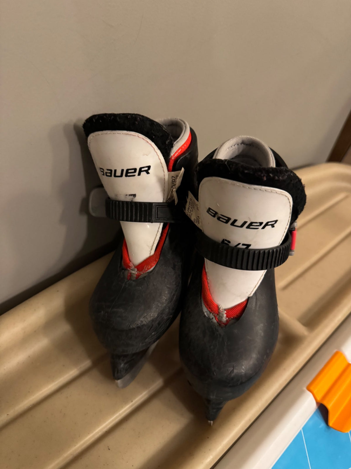 Bauer Toddler Skates - size 6/7, Shoes 7 (Walkers:12-24 mth)