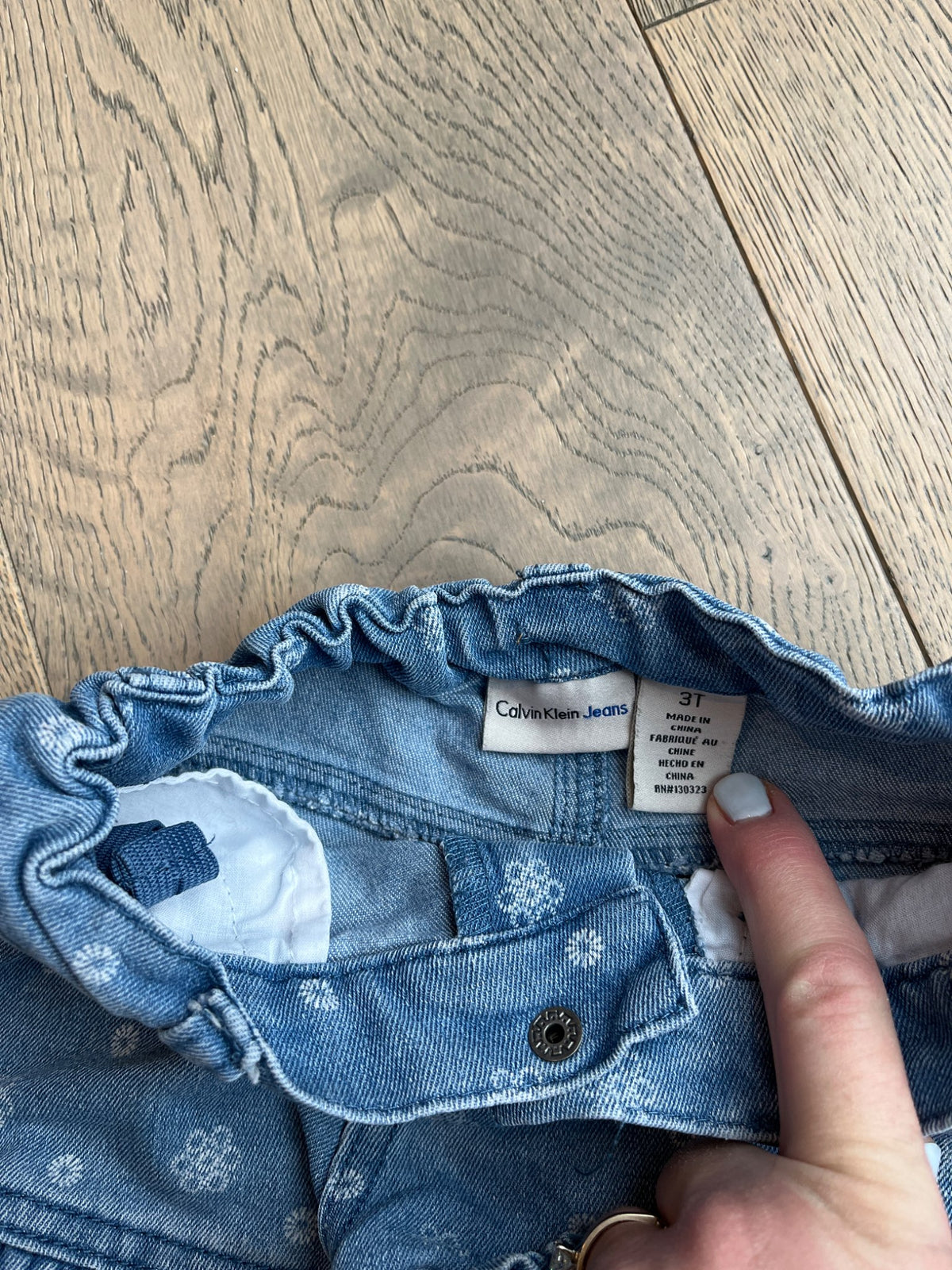 Calvin Klein Ruffle Shorts, Kids 3T