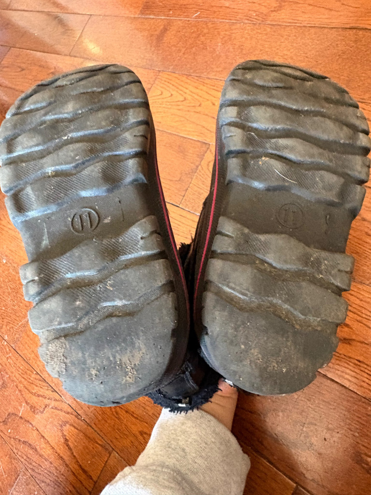 Joe Fresh winter boots 11 toddler , Shoes 11 (Toddler:2-4yr)