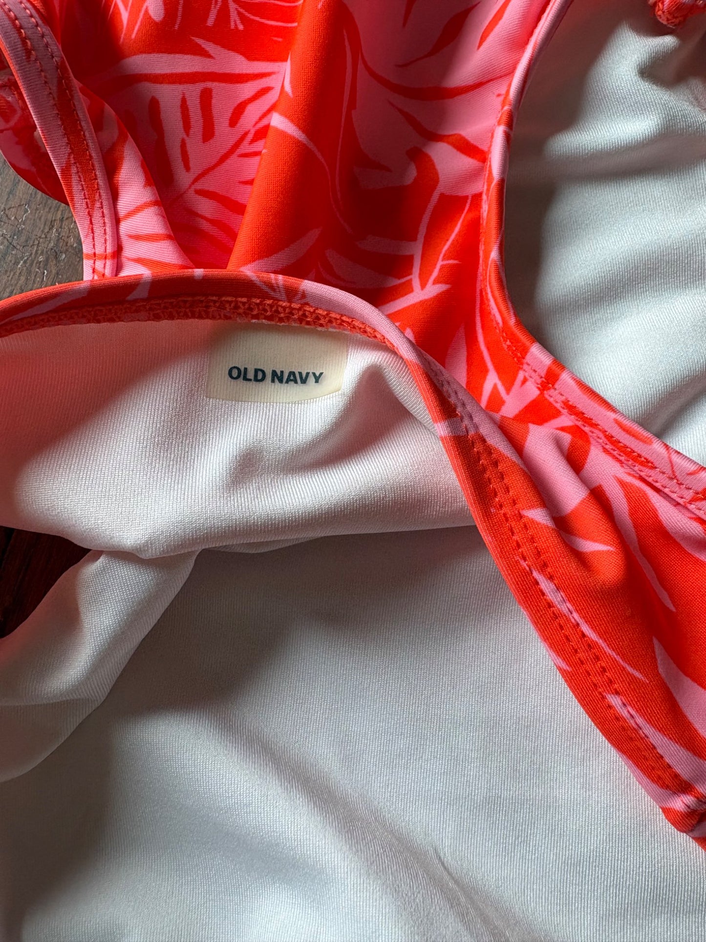 Old navy swimsuit size 5, Kids 5/5T