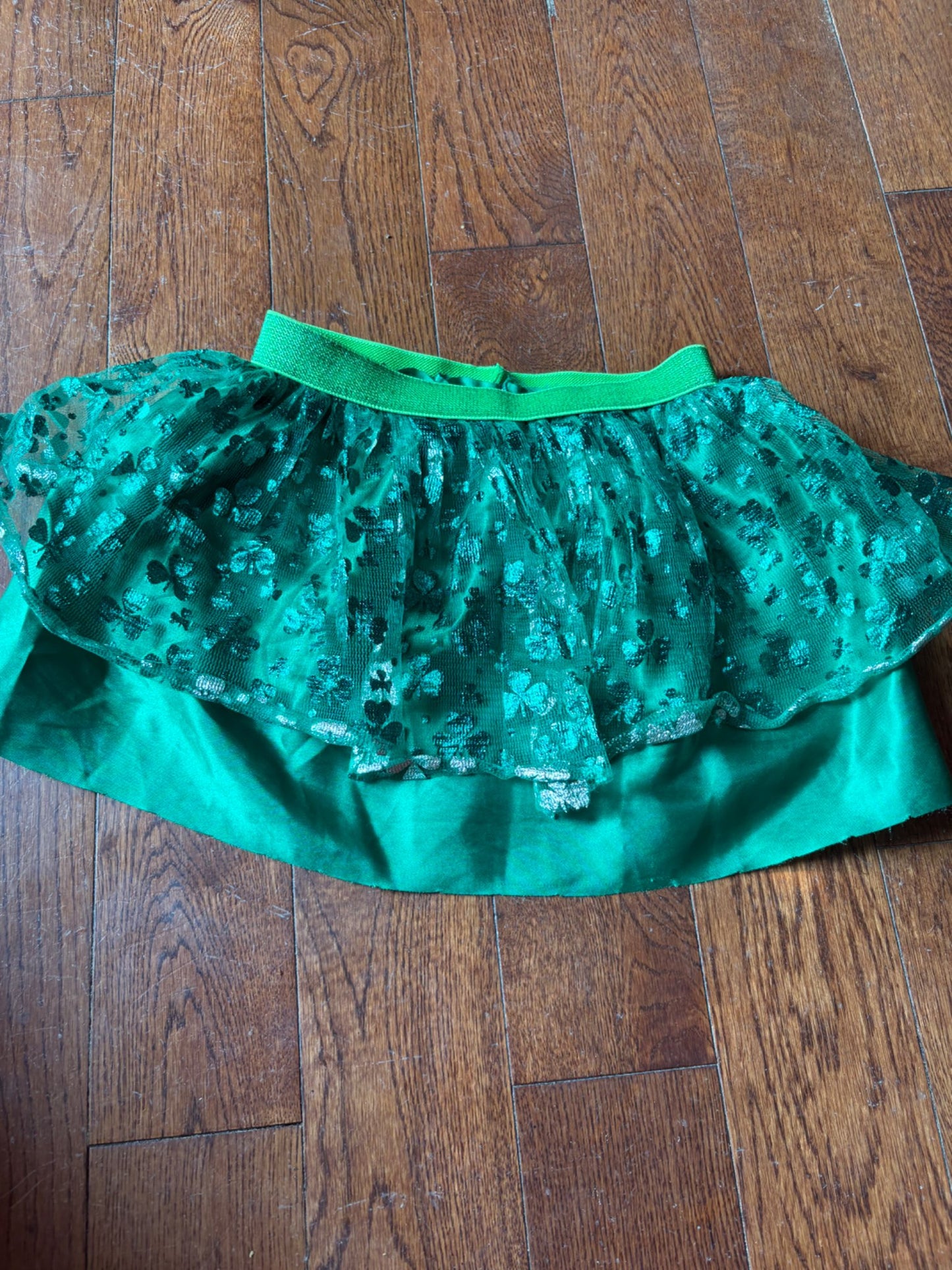 St Patrick’s Tutu size 2-3, Kids 2T
