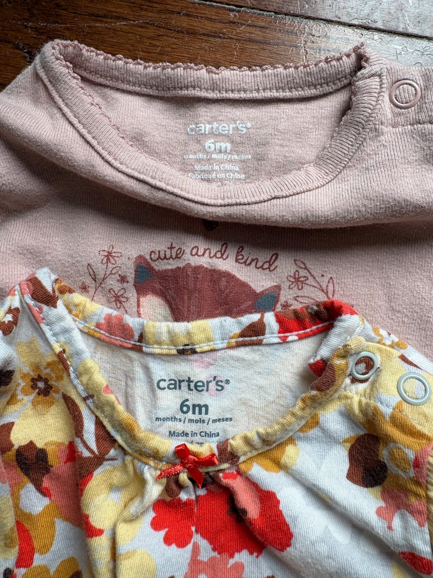 Carter’s 6 months onesies , Kids 6 Month (3-6M)