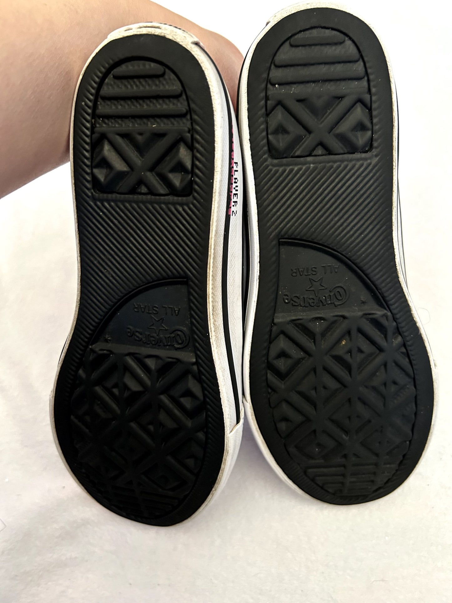 VGUC -Converse Chuck Taylor All Star Hi Gamer - Skateboarding Princess shoes, size 2Y, retails $55 new, Shoes 2 (Kids:4-8yr)