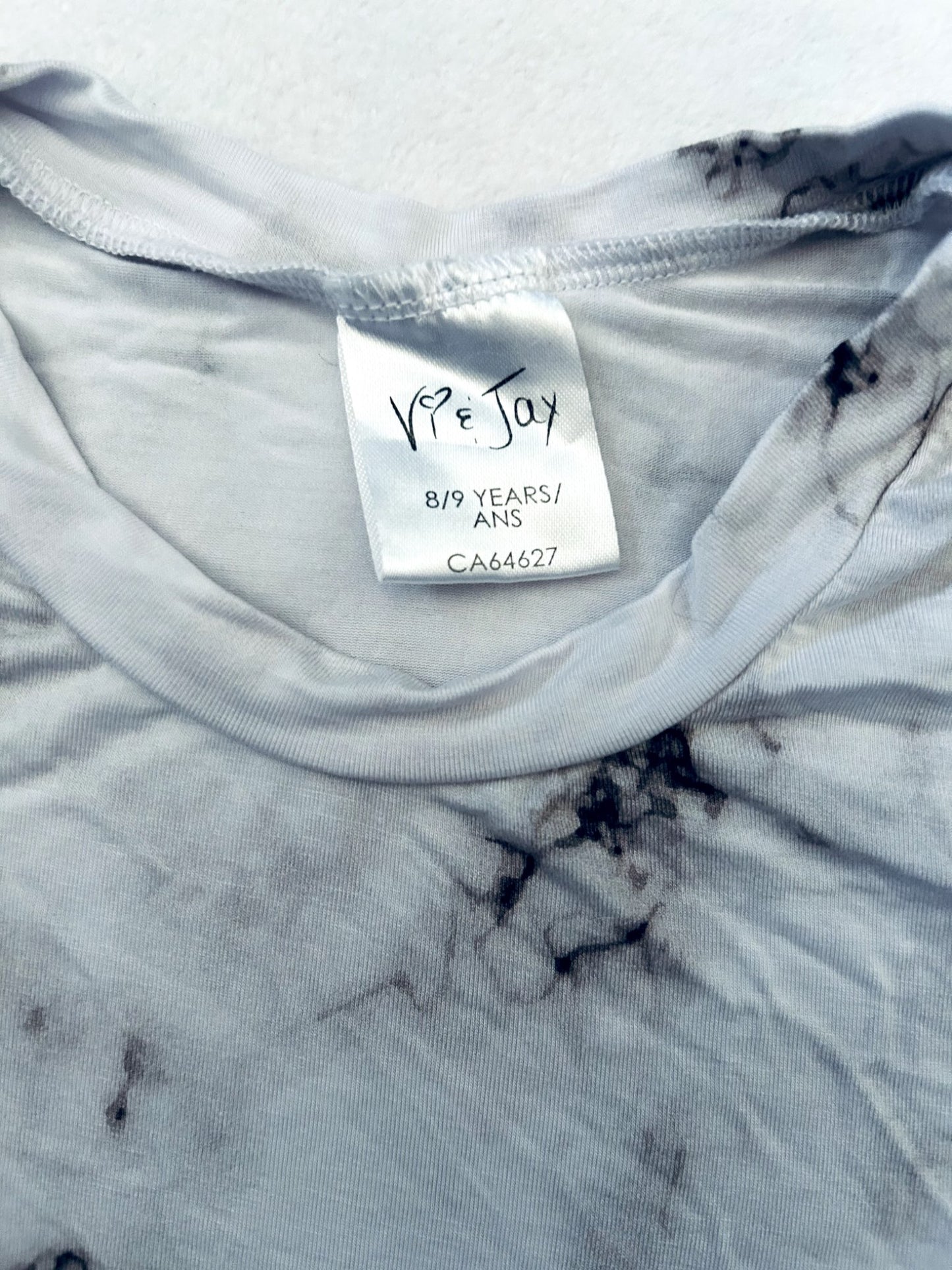 VGUC - Small shop, Vi&jax, short sleeve with flutters, curved hem peplum, white marble print, size 8/9, retails $55 new, Kids 7