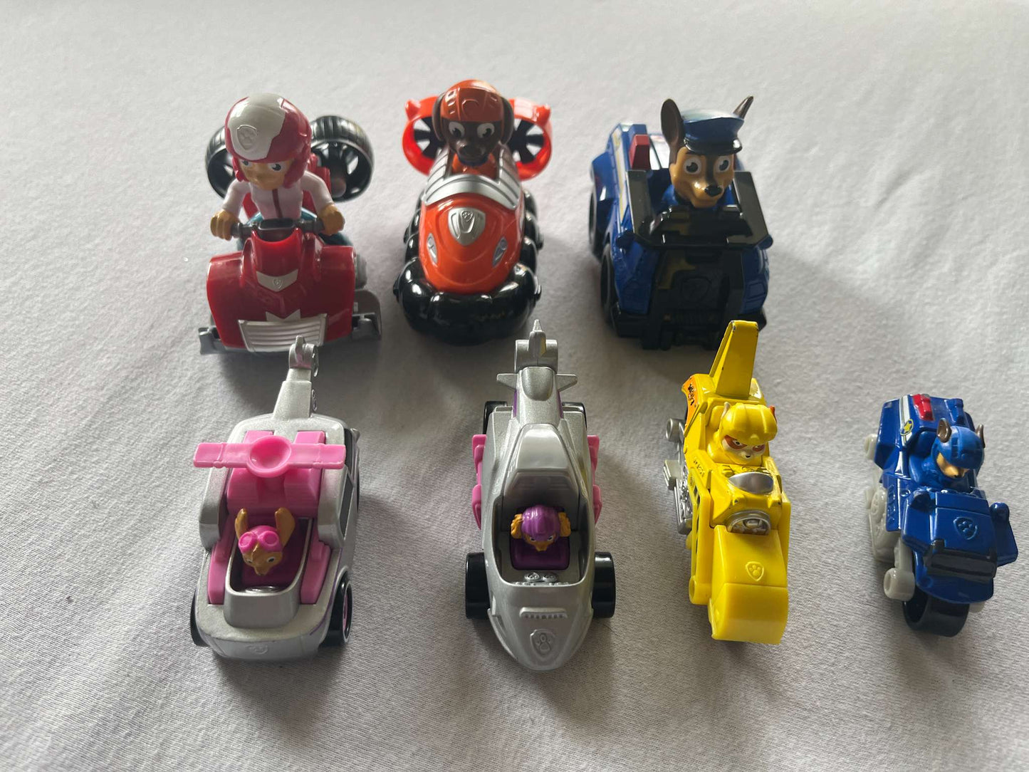 Paw Patrol Bundle, Set of 7 figures in cars