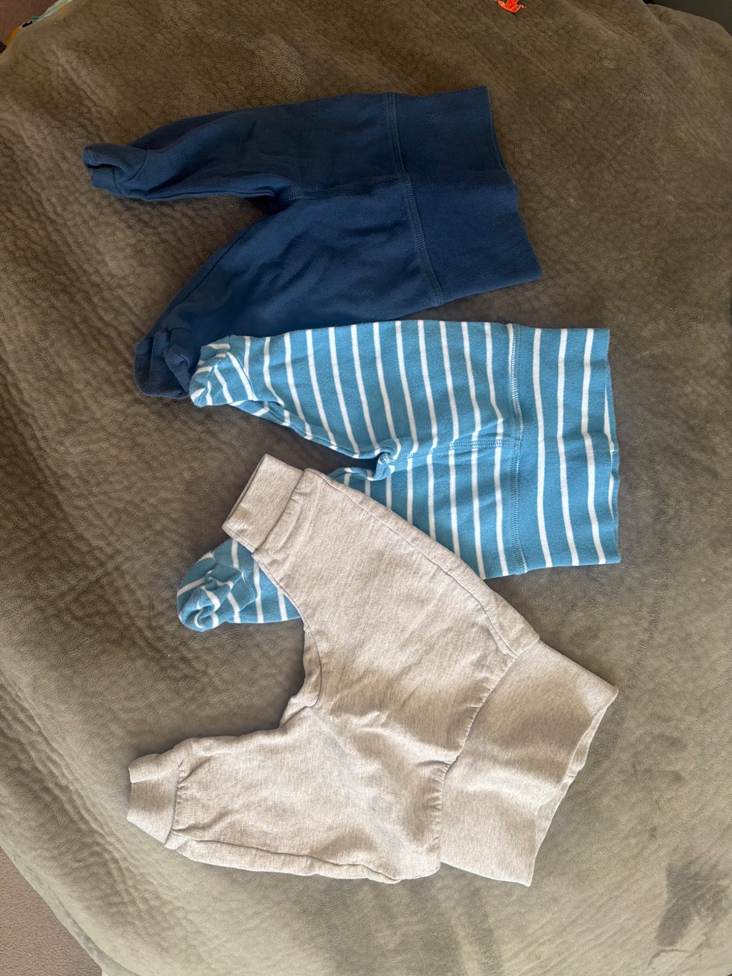 3 pairs of pants *newborn*, Kids Newborn