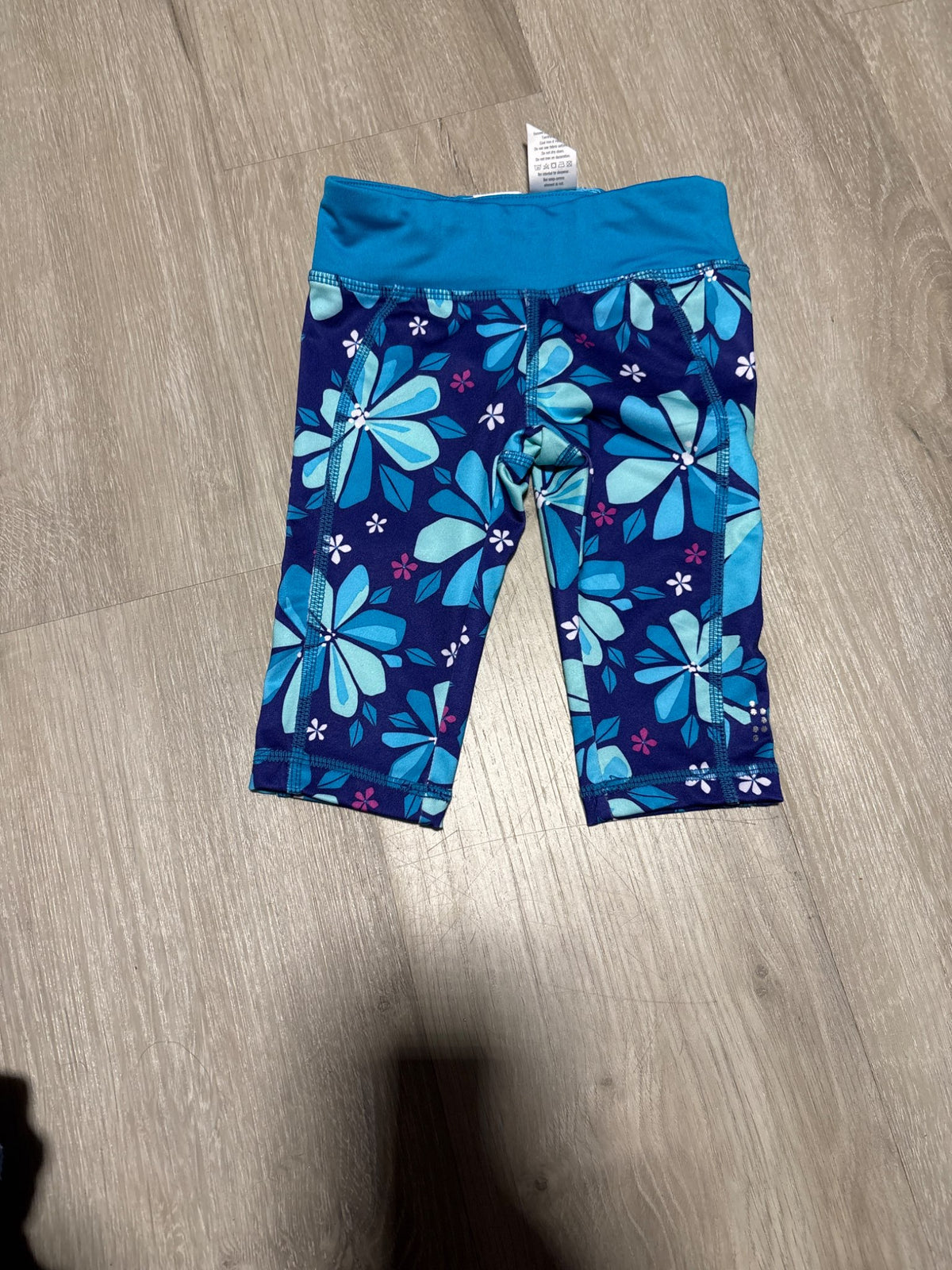 Gymgro Blue Floral Capri 2T, Kids 2T