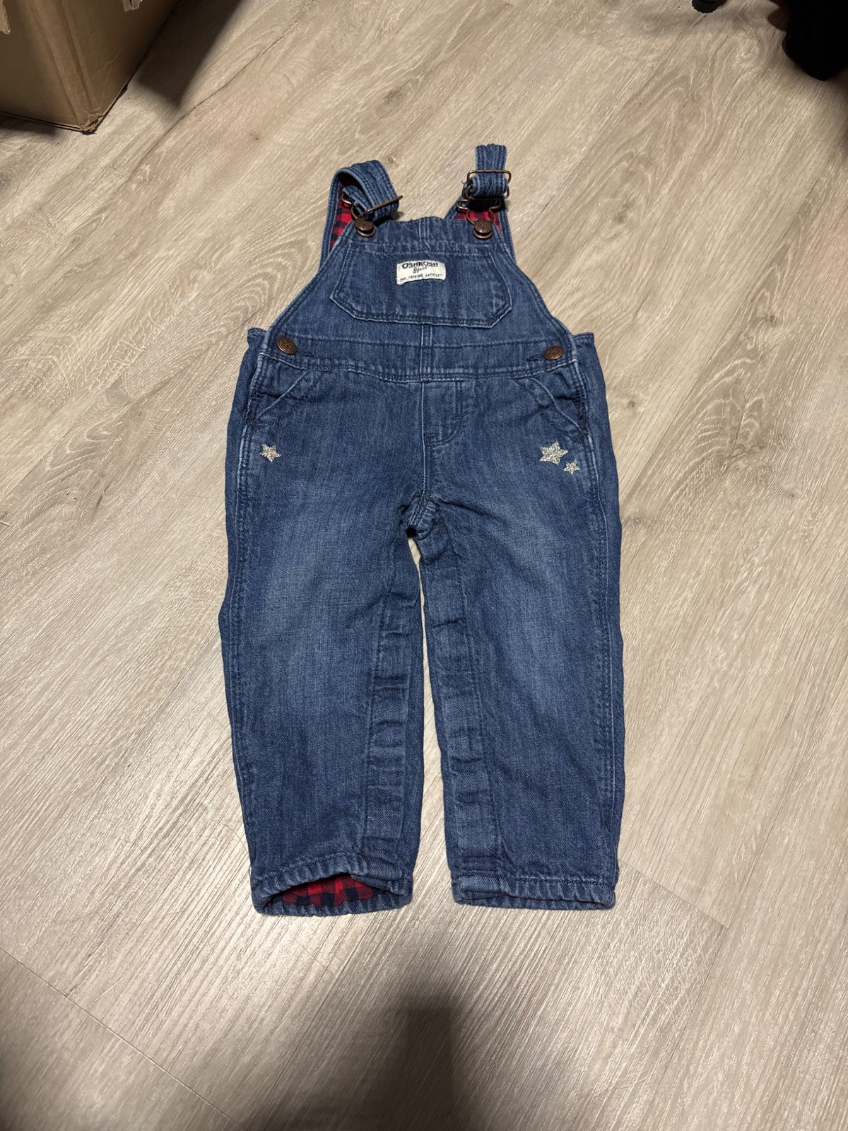 Oshkosh Overalls with Stars and Plaid lining 18M, Kids 18 Month (12-18M)