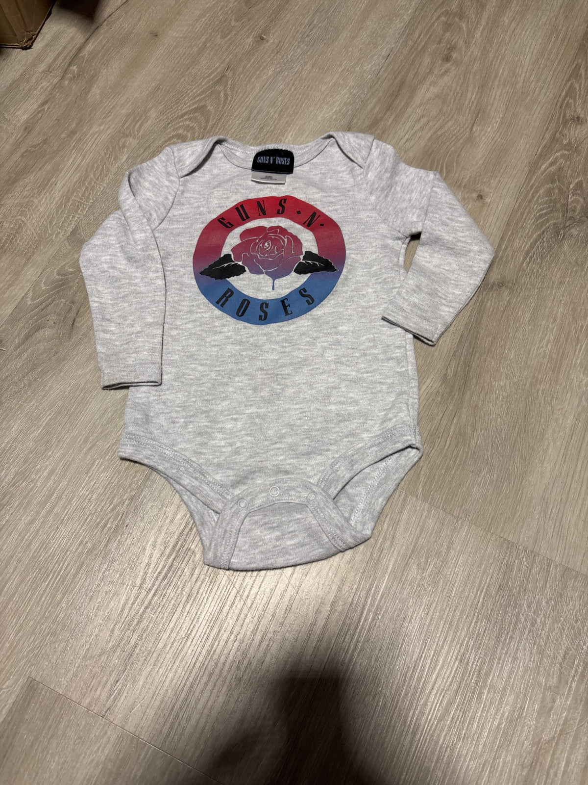 Guns N Roses 12-18M Grey Onesie, Kids 18 Month (12-18M)