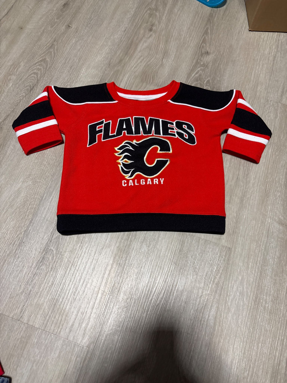 NHL Calgary Flames 12M Jersey , Kids 12 Month (9-12M)