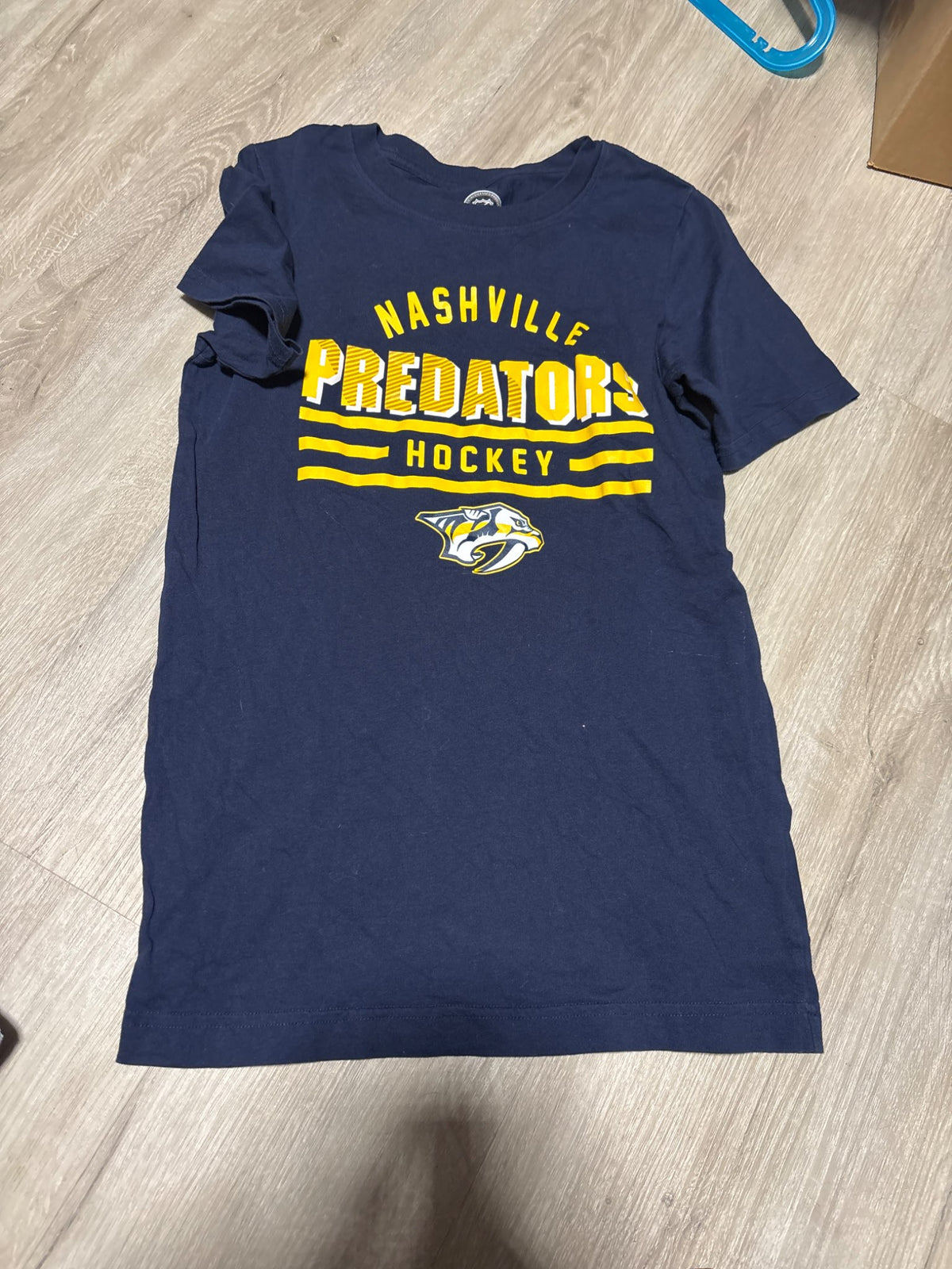 NHL Nashville Predators Navy Blue Shirt 12-14, Kids 12