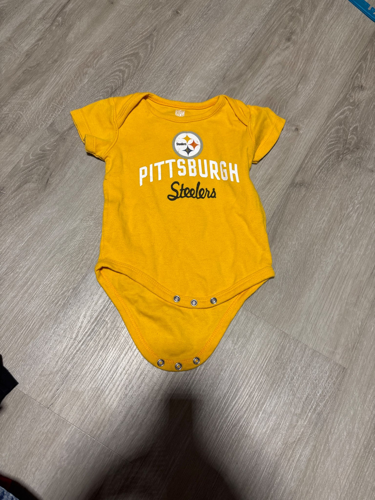 NFL Pittsburgh Steelers Onesie 12M, Kids 12 Month (9-12M)