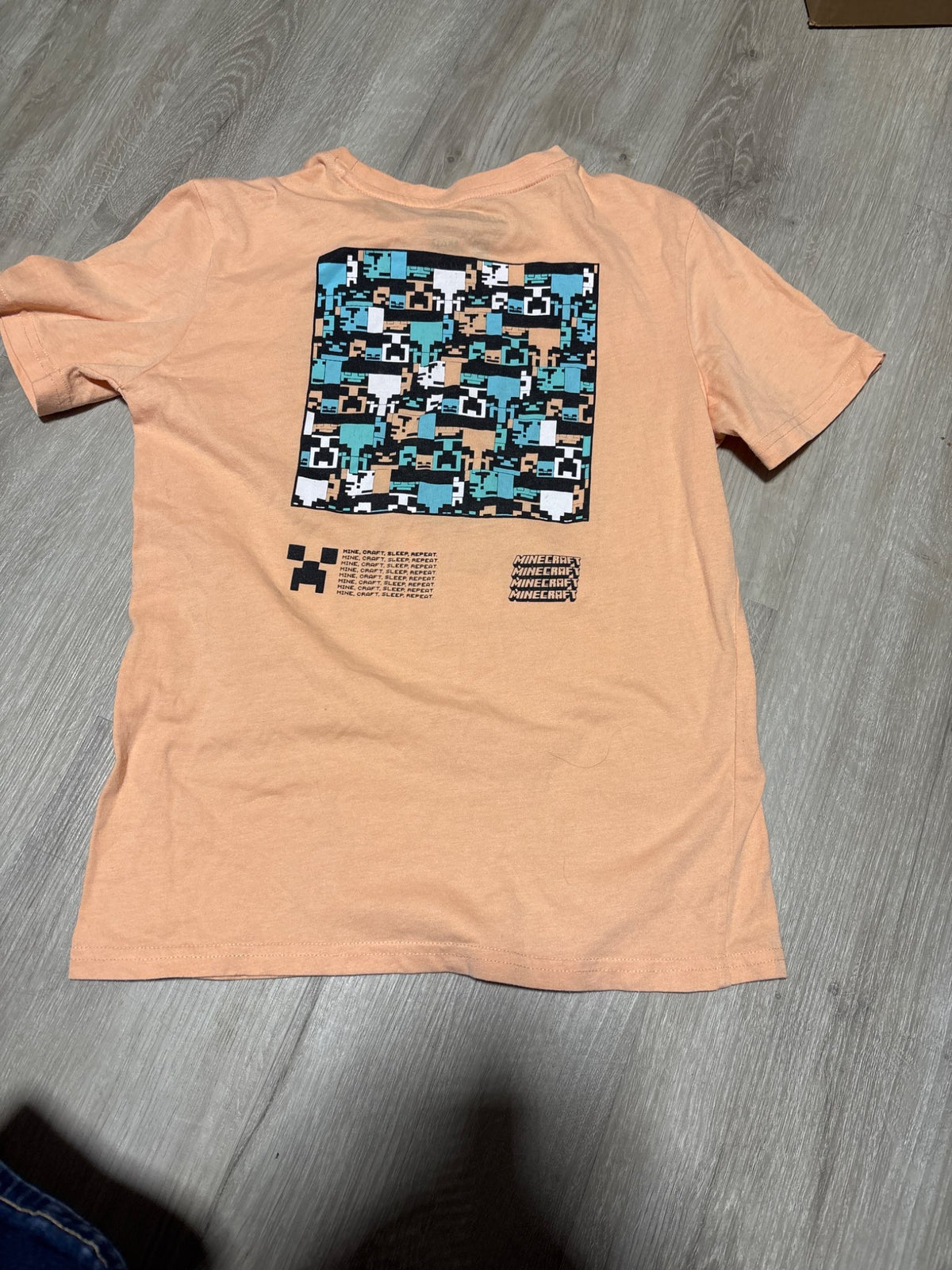 Minecraft Peach Short Sleeve Shirt 10-12, Kids 10