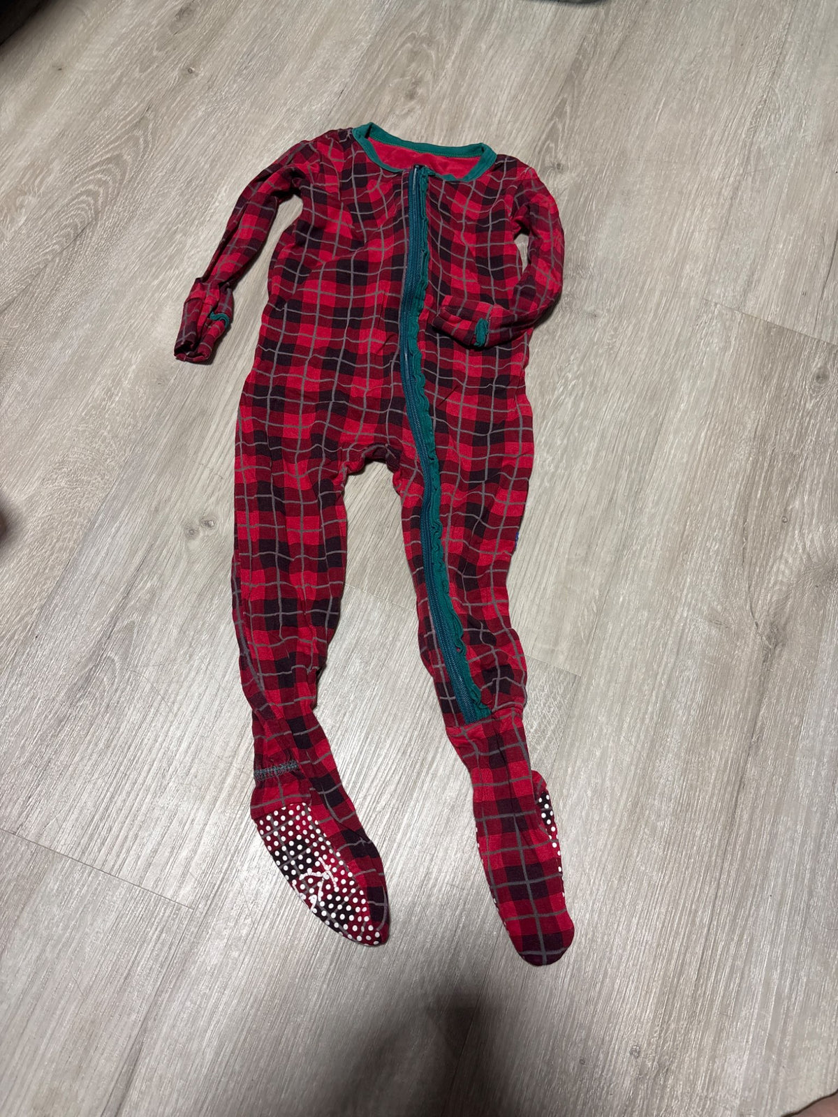 Kickee Pants Red Christmas 12-18 Sleeper , Kids 18 Month (12-18M)