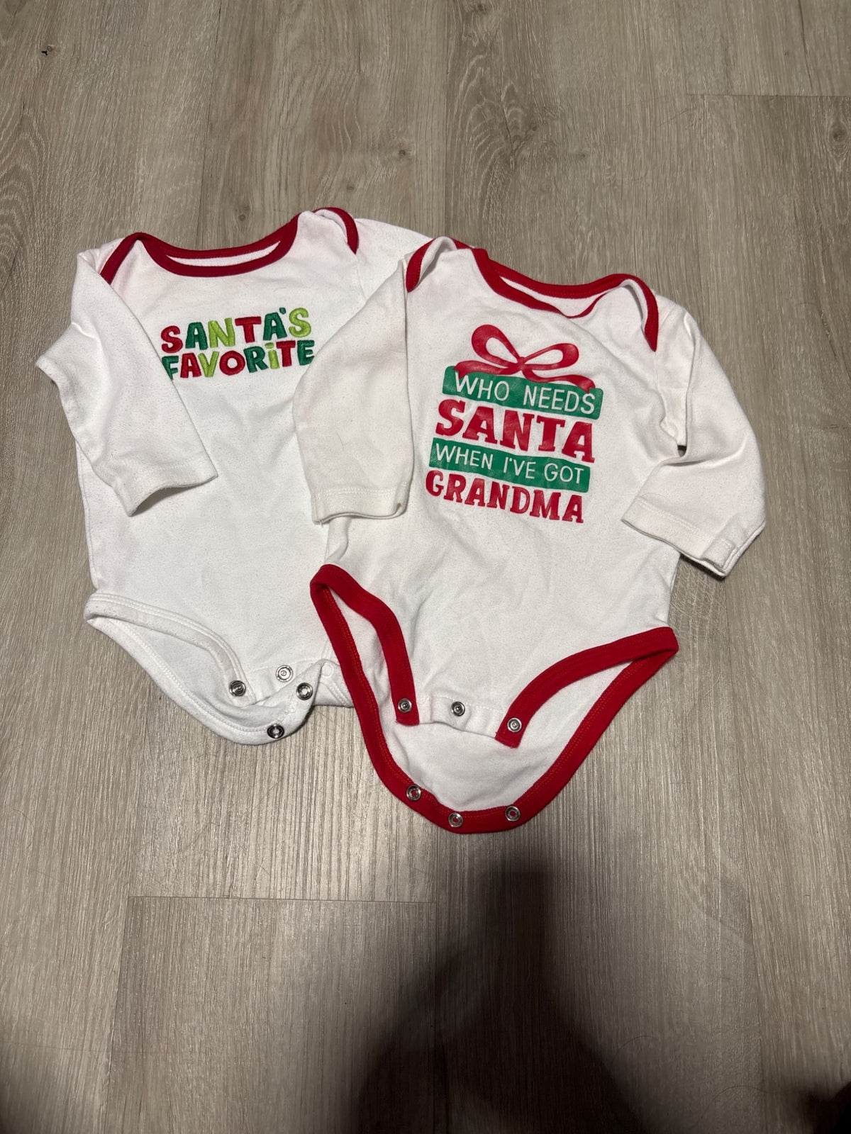 Carters 6M Christmas Onesie Bundle , Kids 6 Month (3-6M)