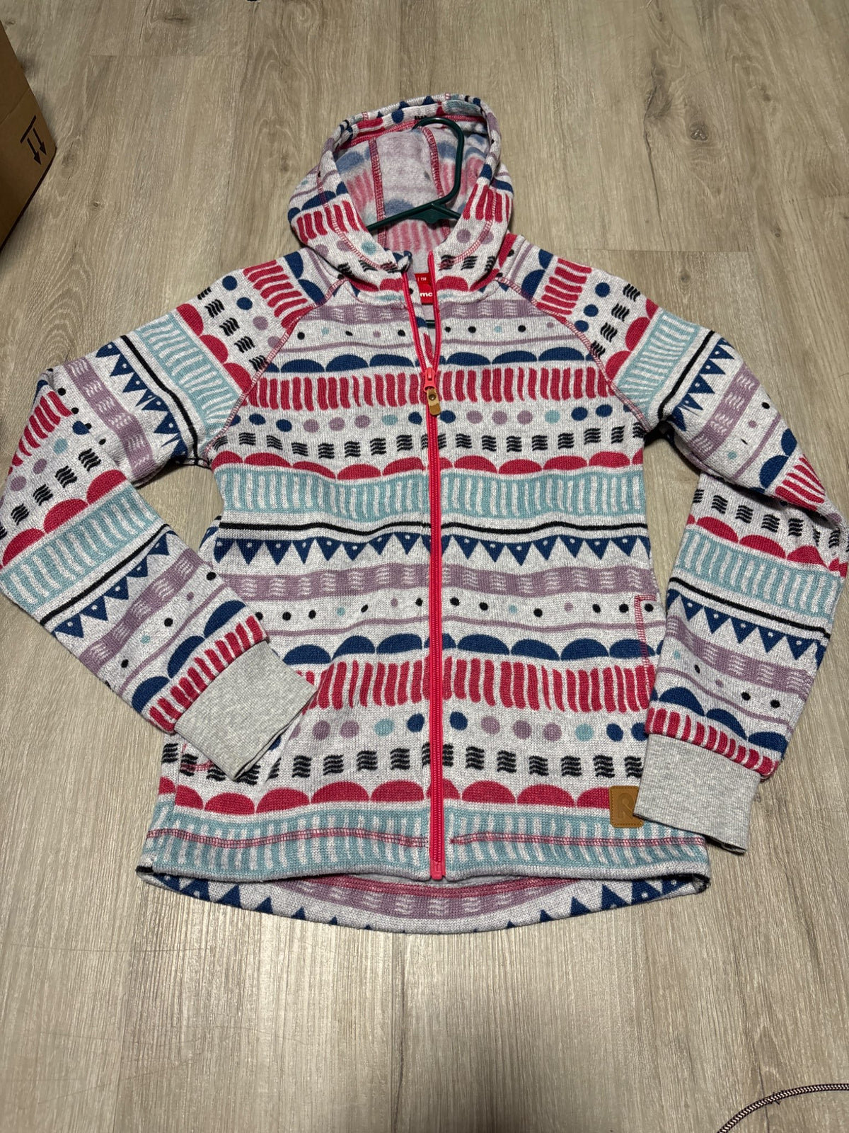 Reima Colourful Sweater Size 158 or 13, Kids 12