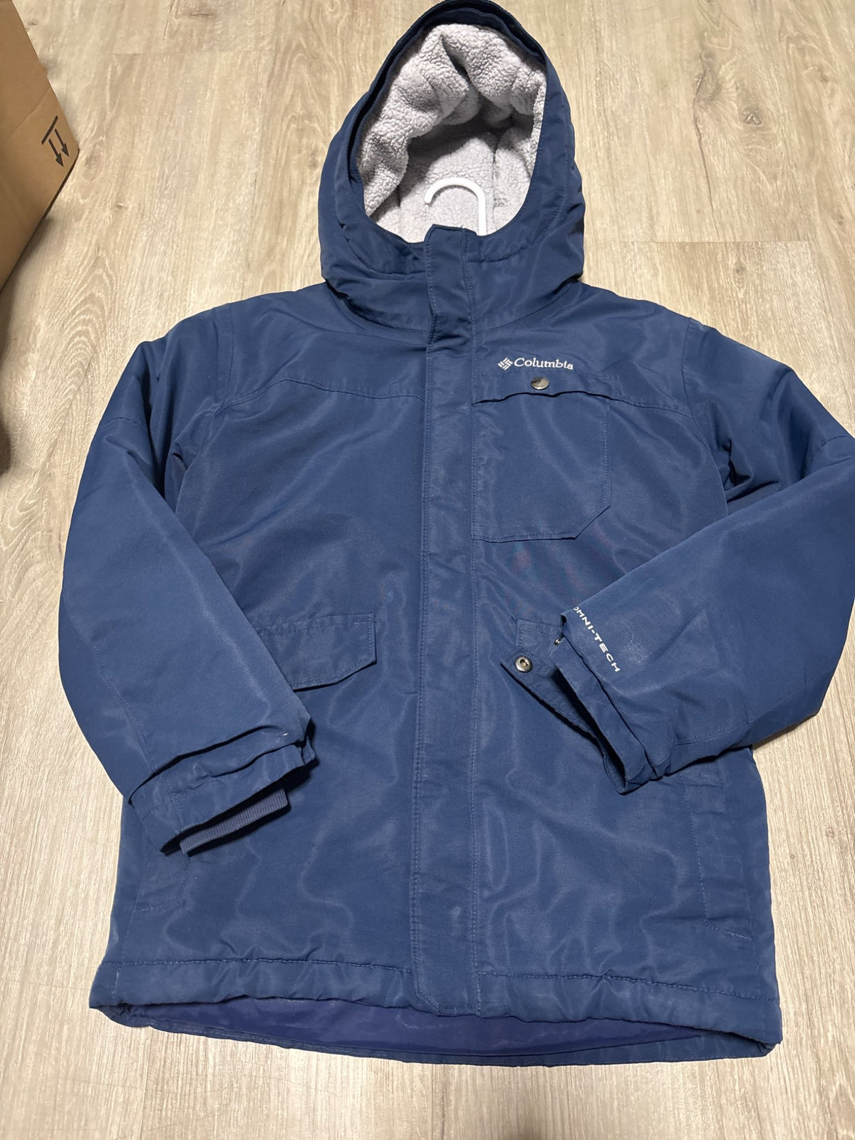 Columbia Omni-Tech Navy Blue Winter Jacket 10-12, Kids 10