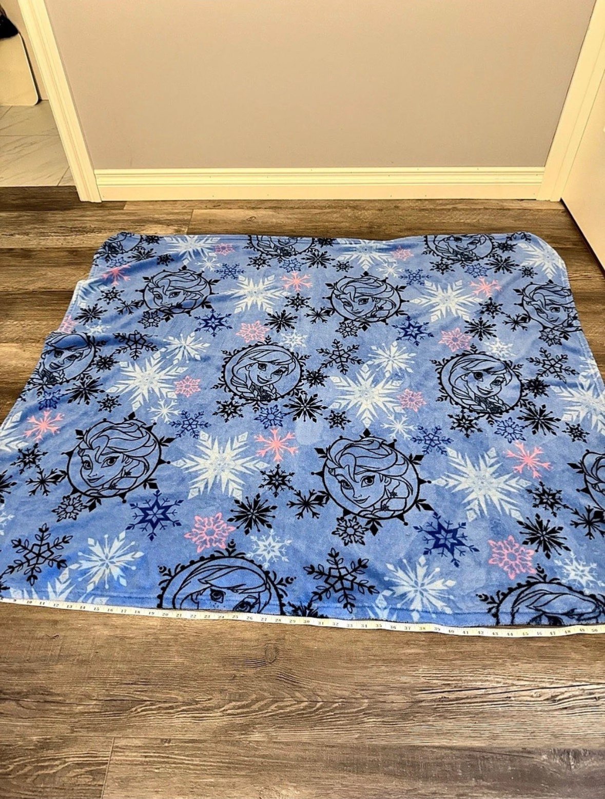 Disney Frozen One Size Fleece Blanket