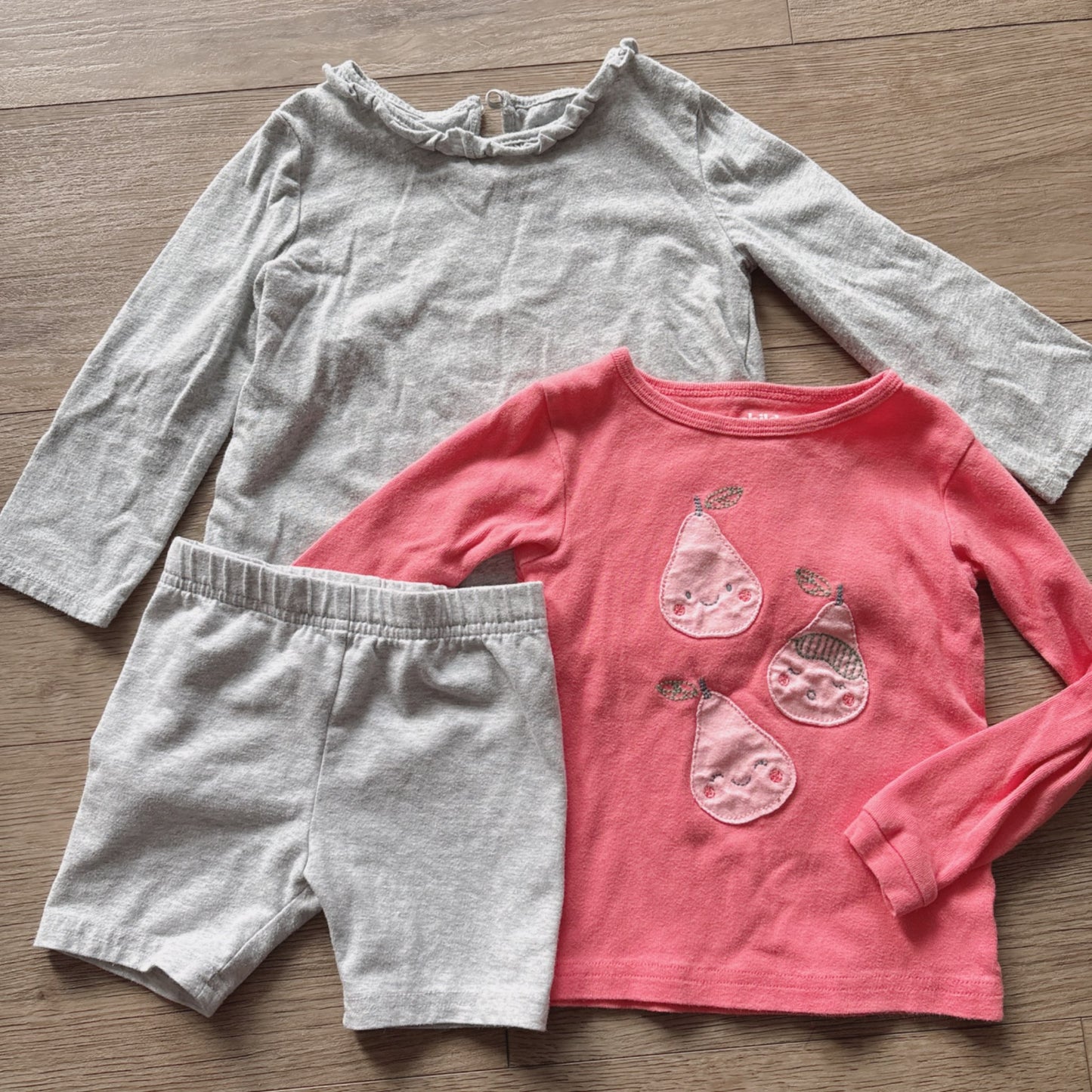 Girls long sleeve tops and shorts bundle, GEORGE + CHILD OF MINE, Kids 3T