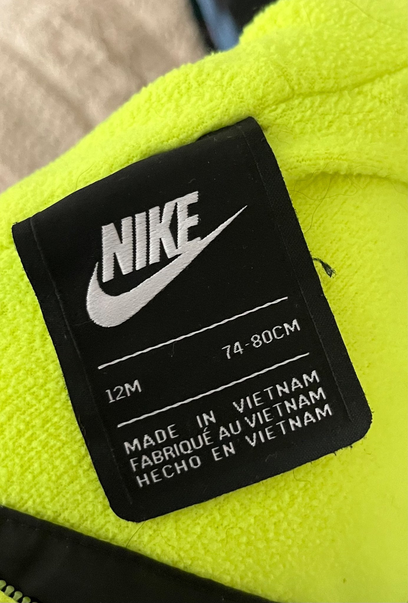 Nike Infant Insulated Snowsuit (Retail $85+tax), Kids 12 Month (9-12M)