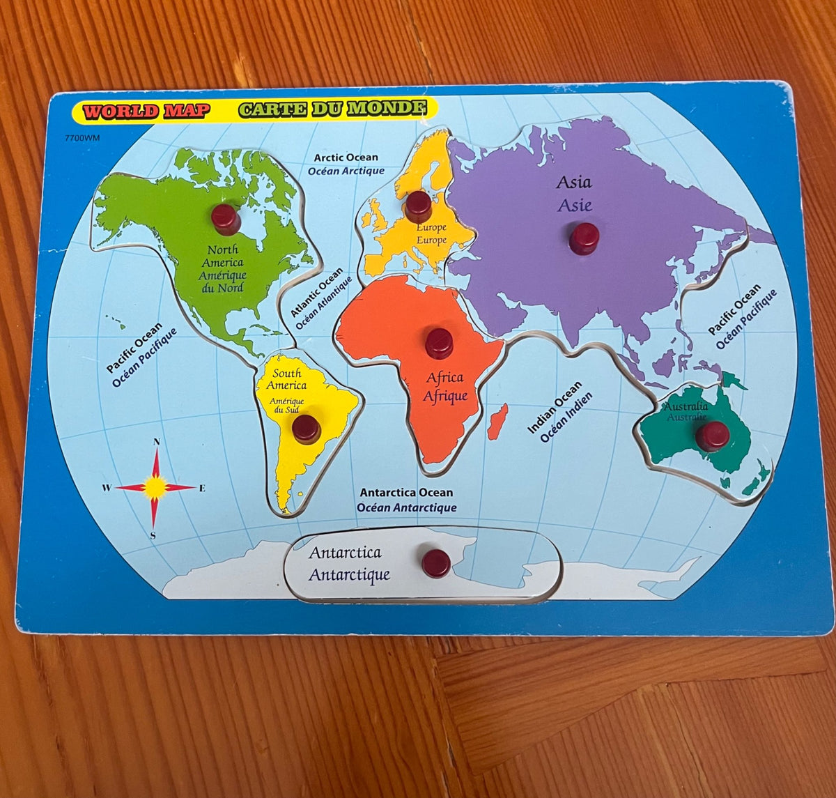 Bilingual World Map Wooden Peg Puzzle