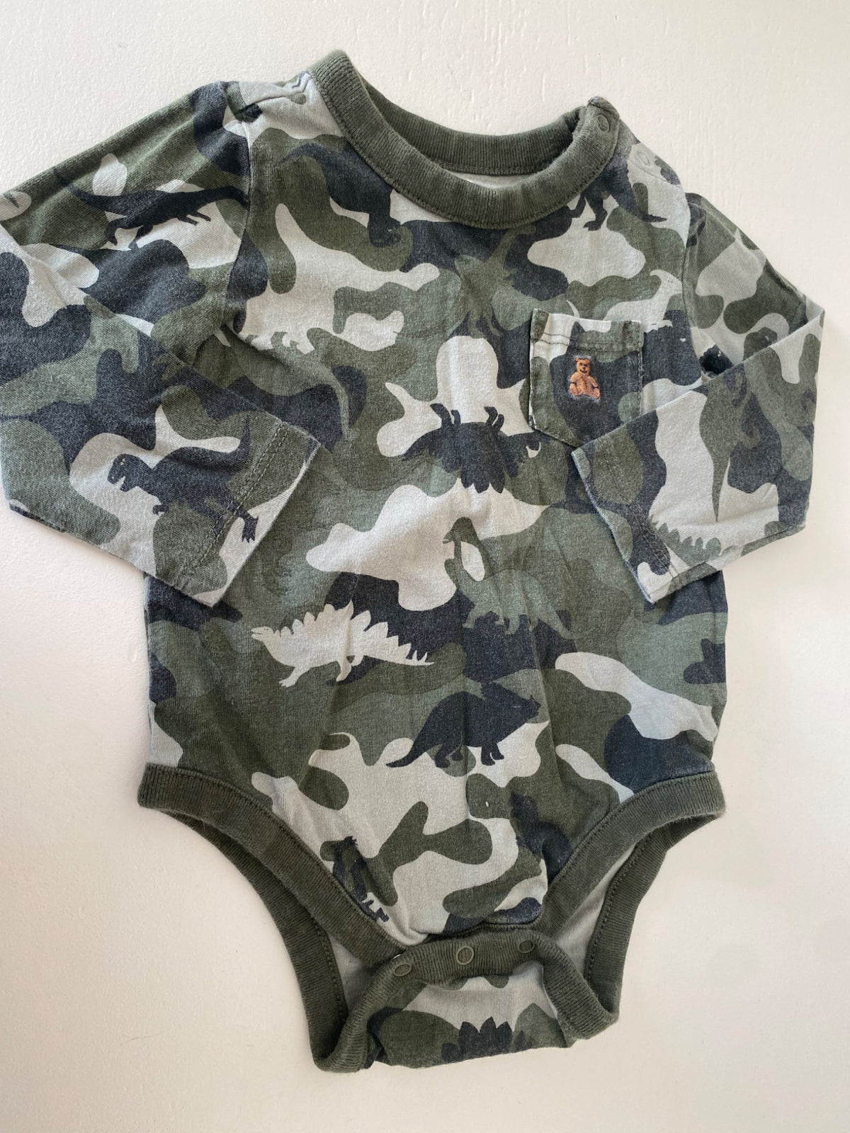 Baby Gap and Joe fresh onesie , Kids 12 Month (9-12M)