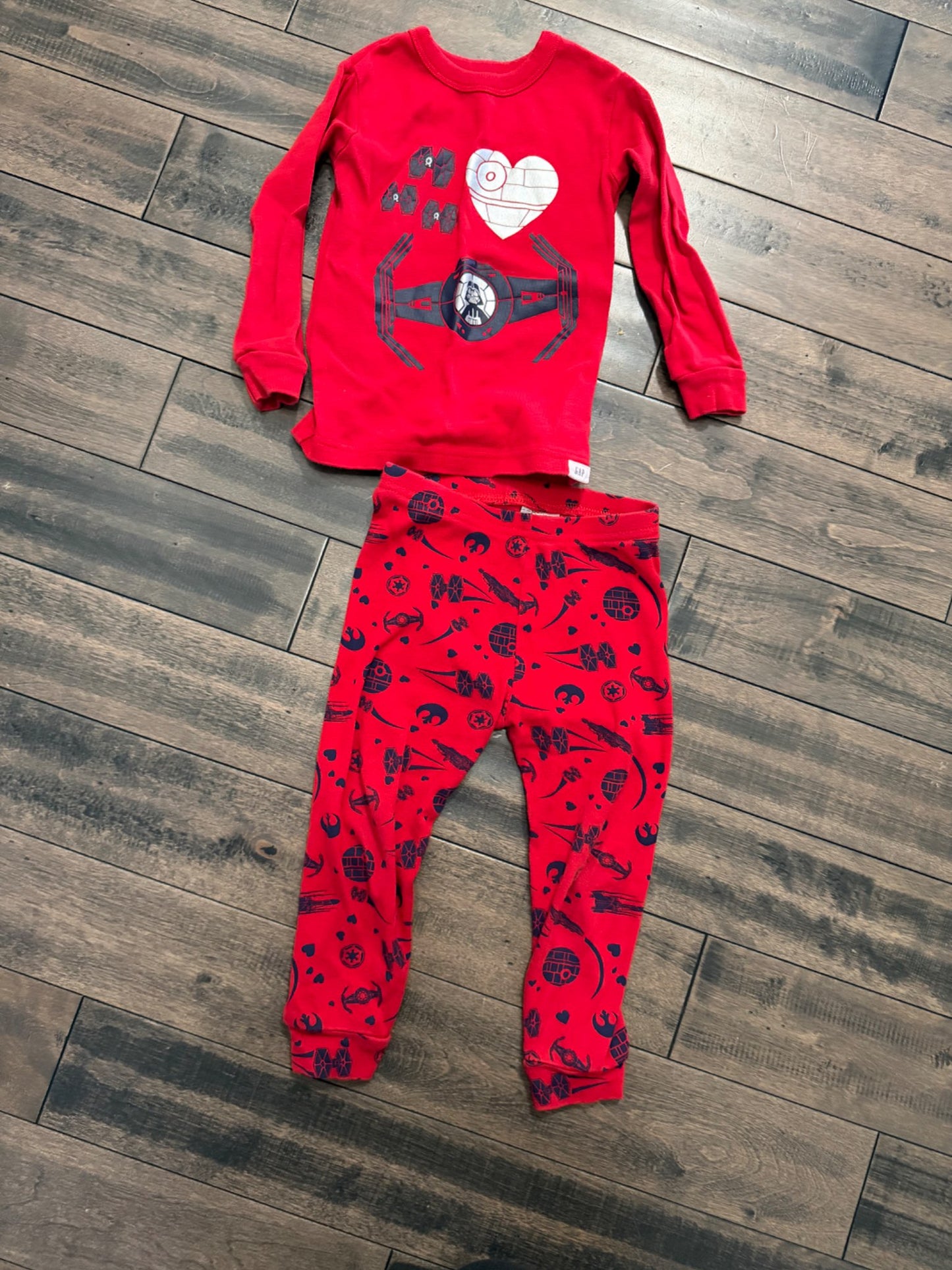 Gap Star Wars pajamas, Kids 2T