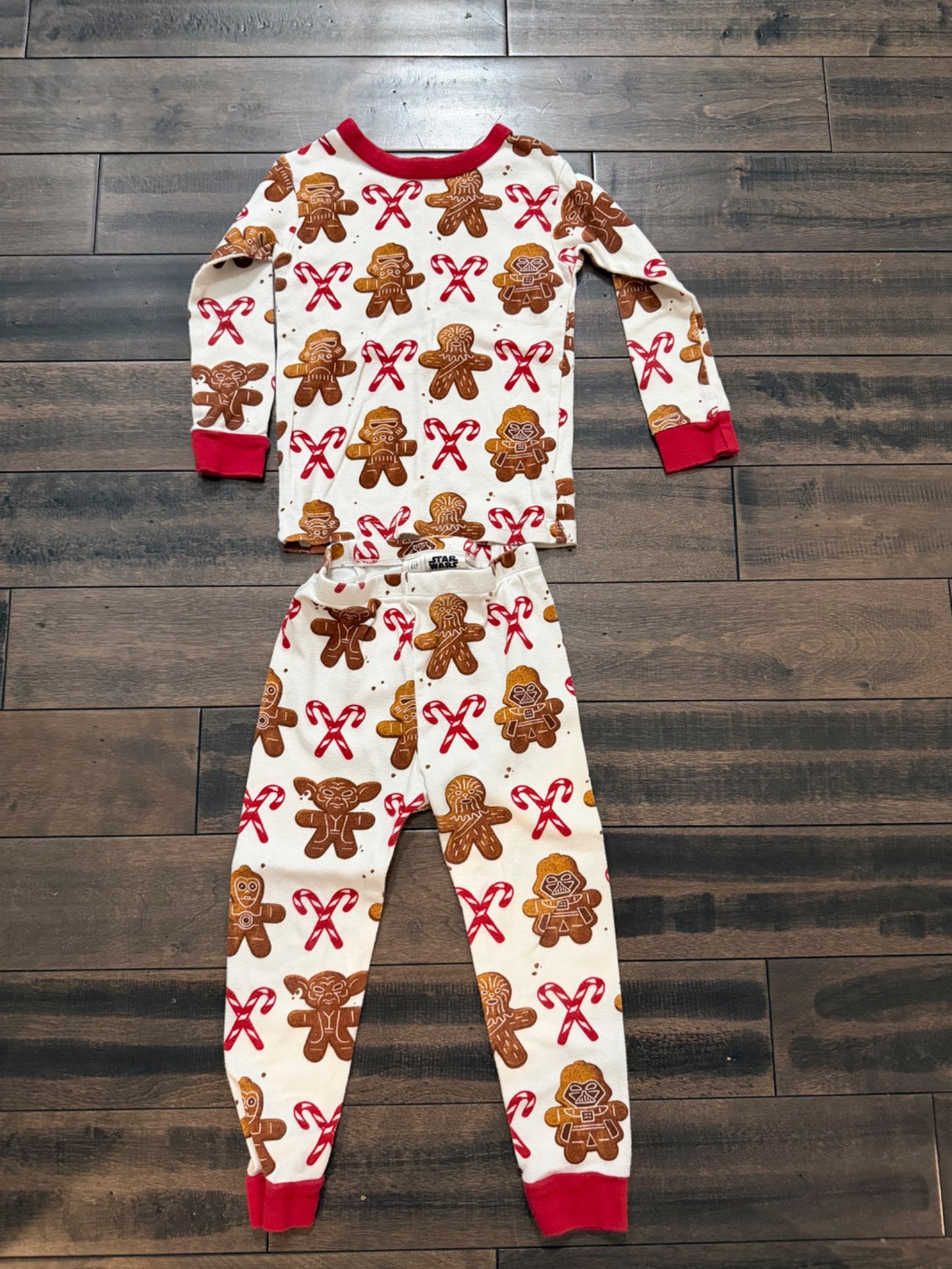 Gap Star Wars gingerbread pajamas, Kids 2T