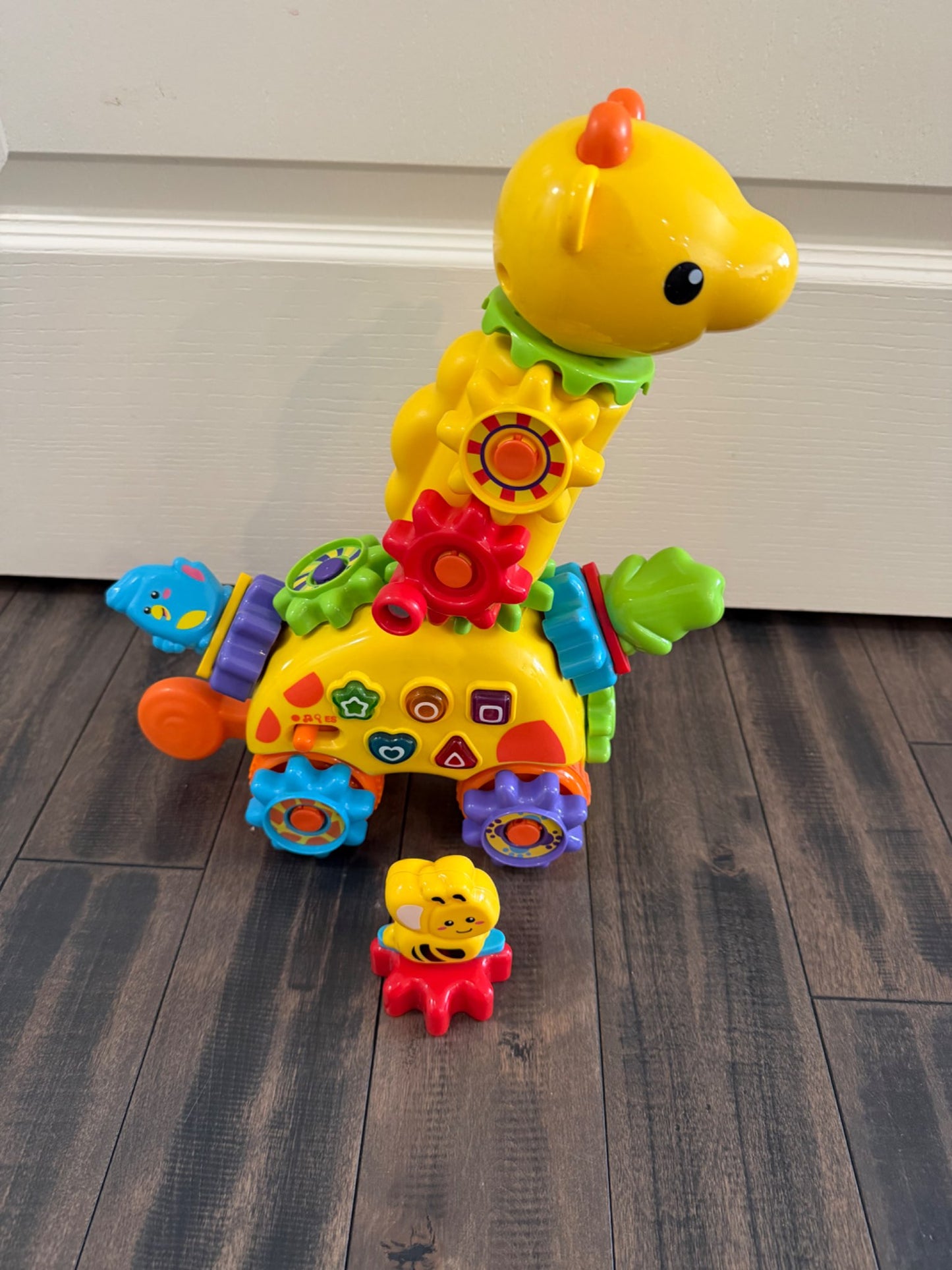 V-tech gear giraffe toy