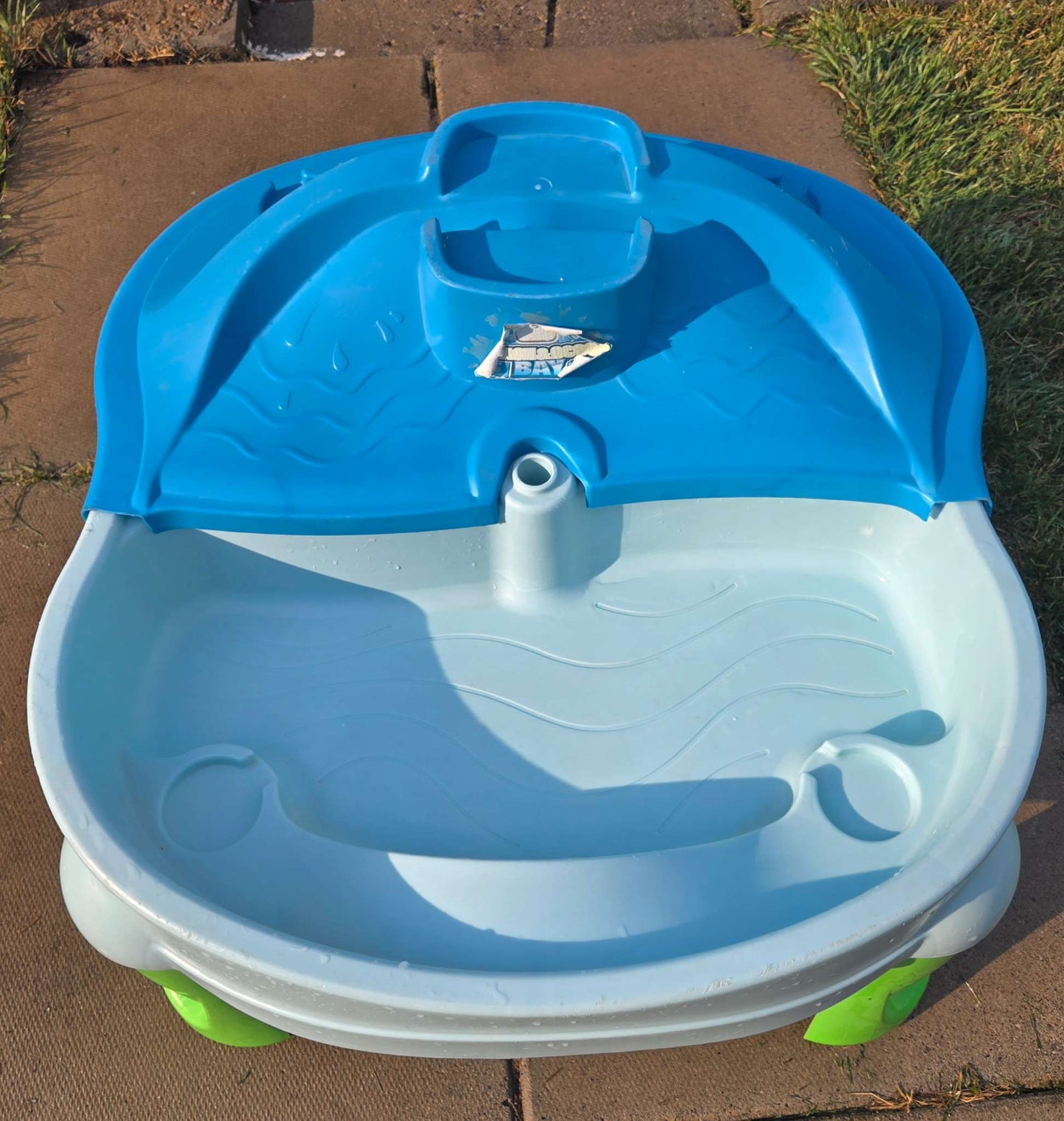 Step 2 Scoop and Splash Bay Playset