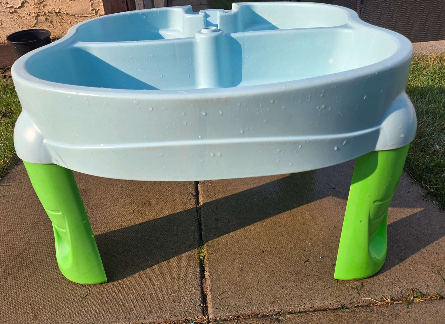 Step 2 Scoop and Splash Bay Playset