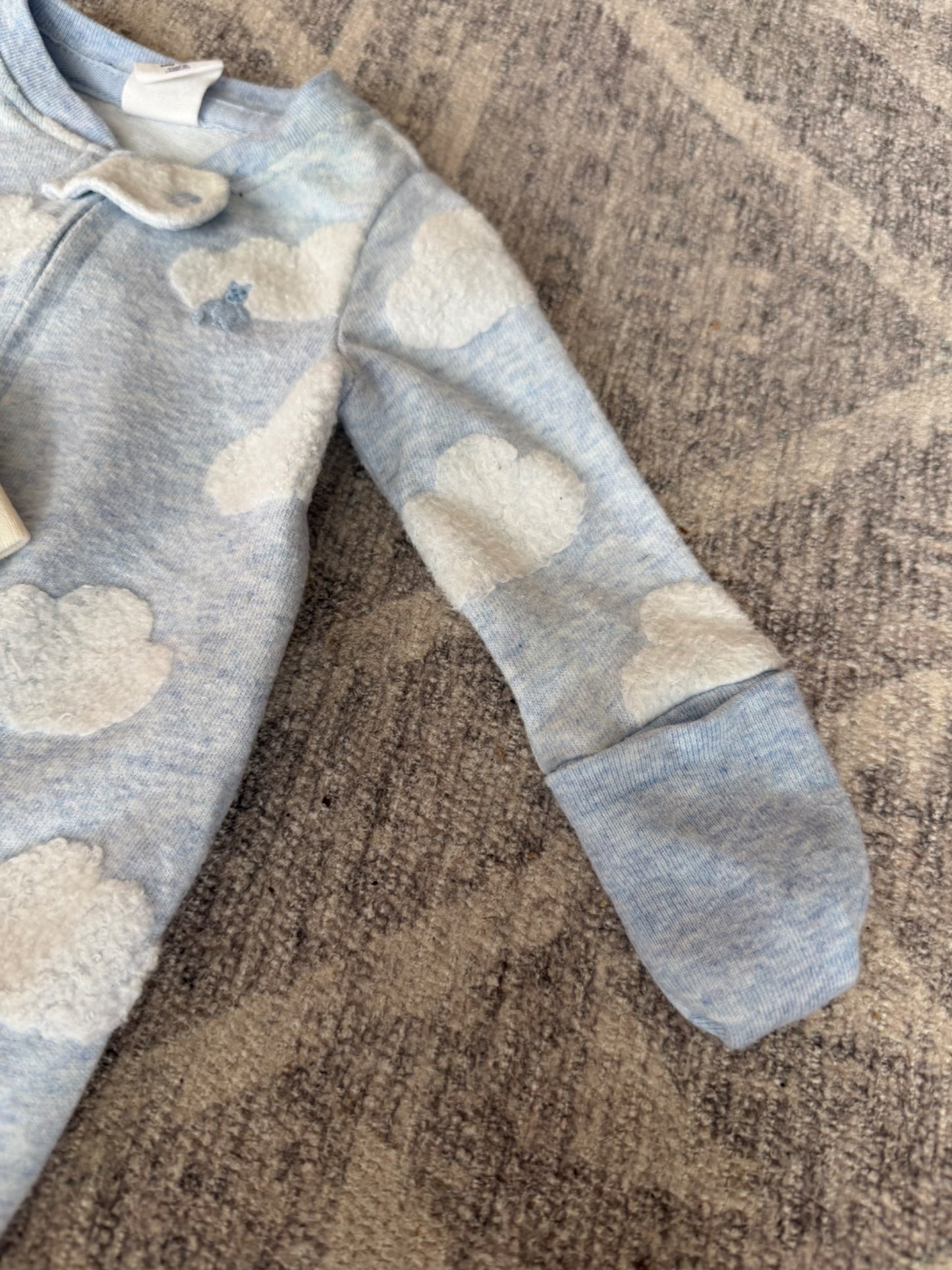 Baby Gap Newborn sleepers x2- Stars & Clouds , Kids Newborn
