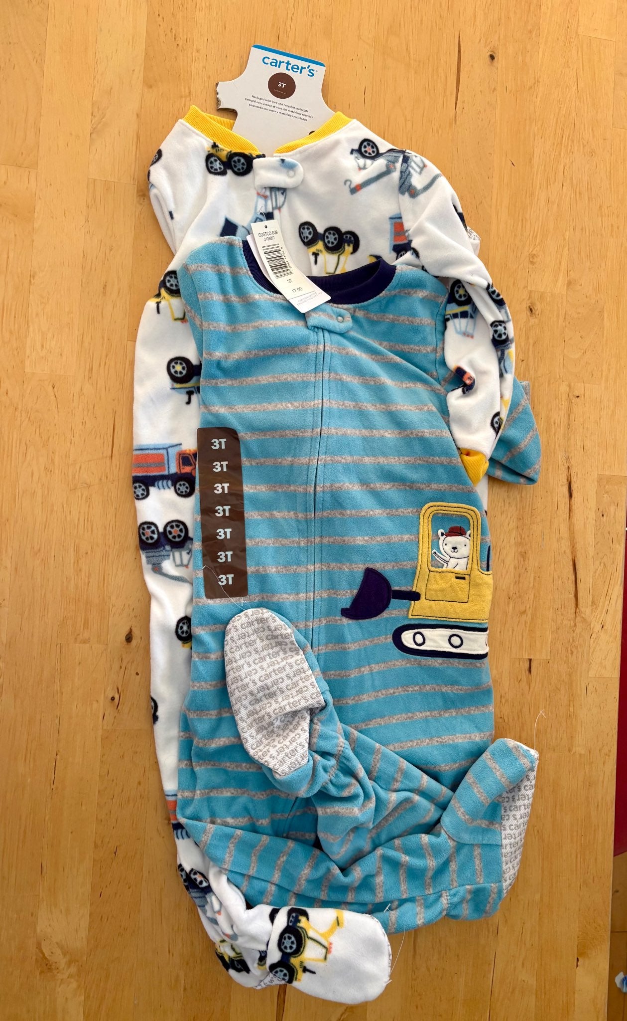 New fleece onesies, Kids 3T