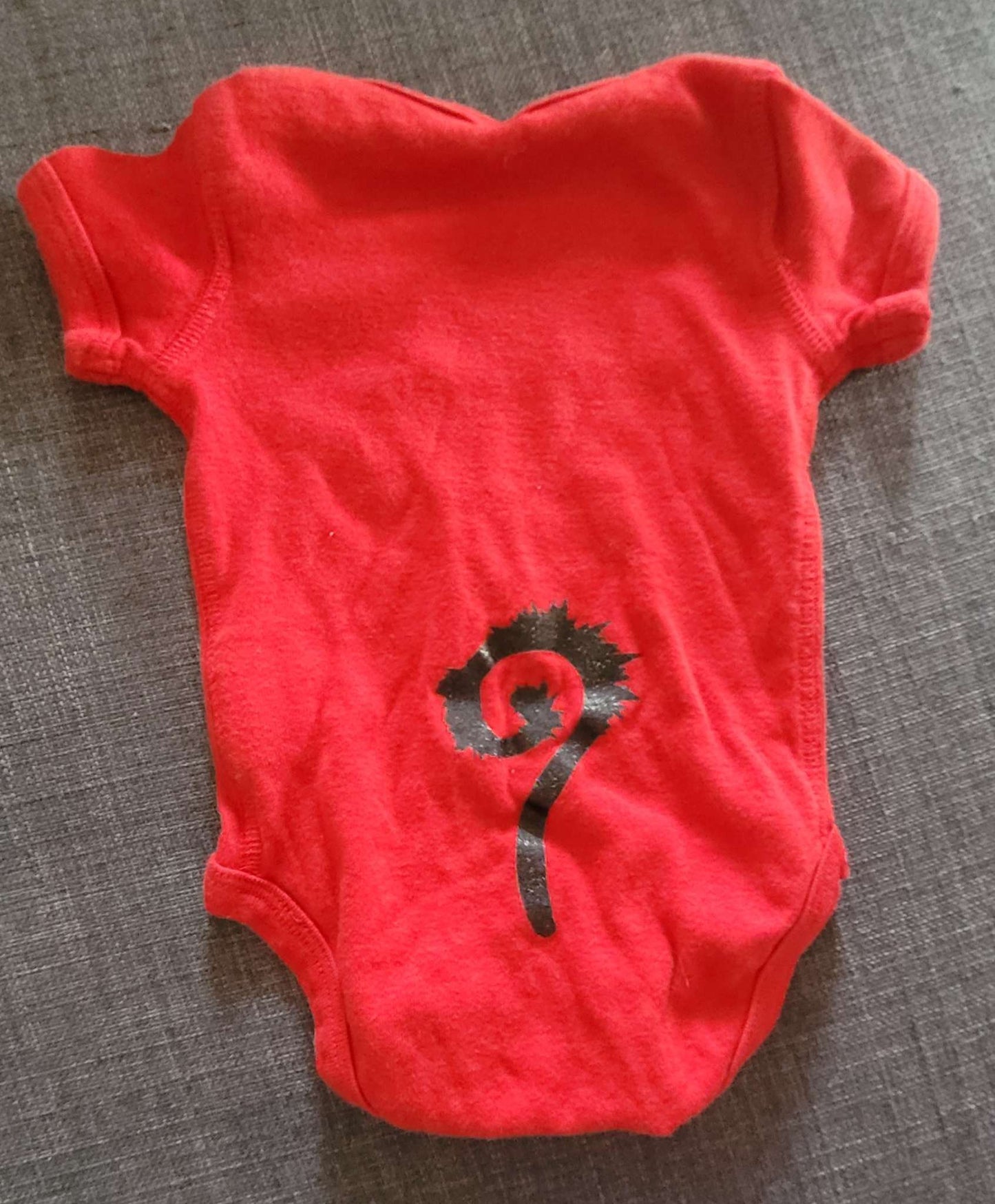2 onesies, black and red "purr evil", 0-3 month, Kids 3 Month (0-3M)