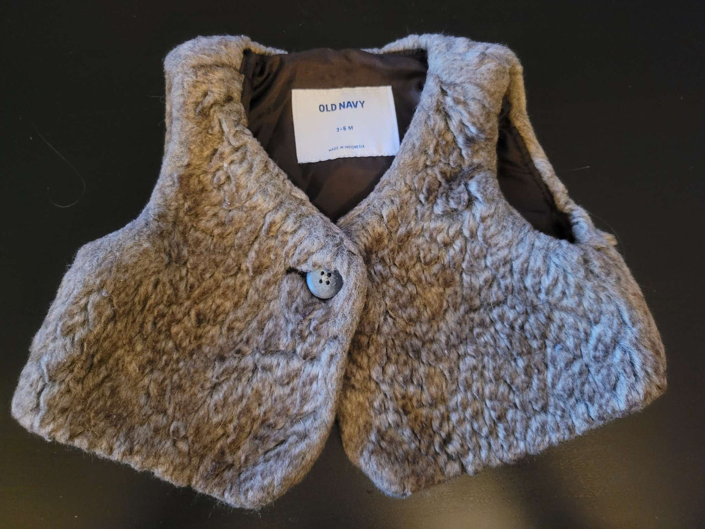 Grey faux fur vest, Old Navy, 3-6M, Kids 6 Month (3-6M)